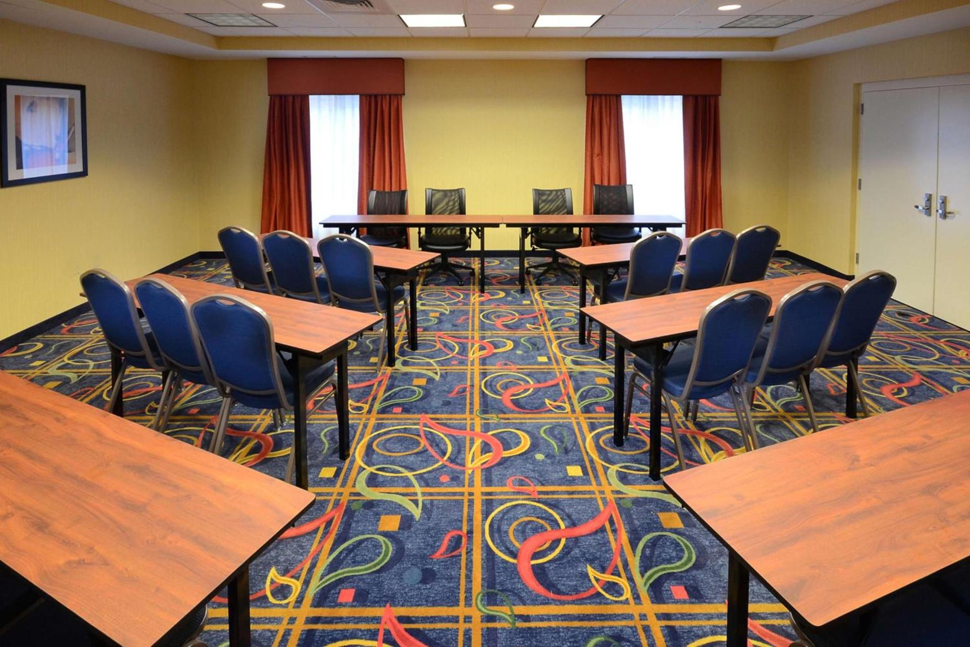 Hampton Inn & Suites Huntersville photo 44