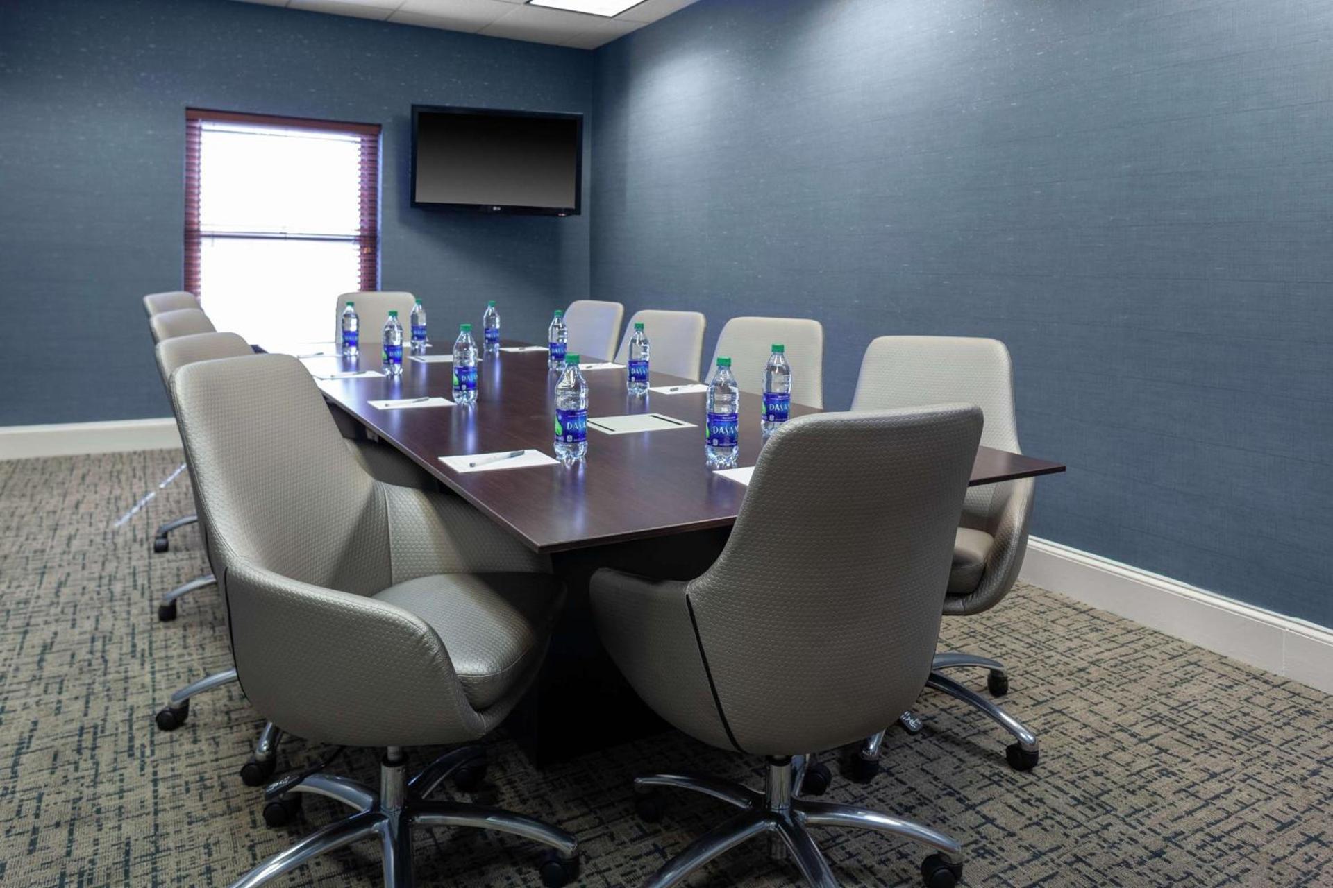 Hampton Inn & Suites Concord-Charlotte photo 19