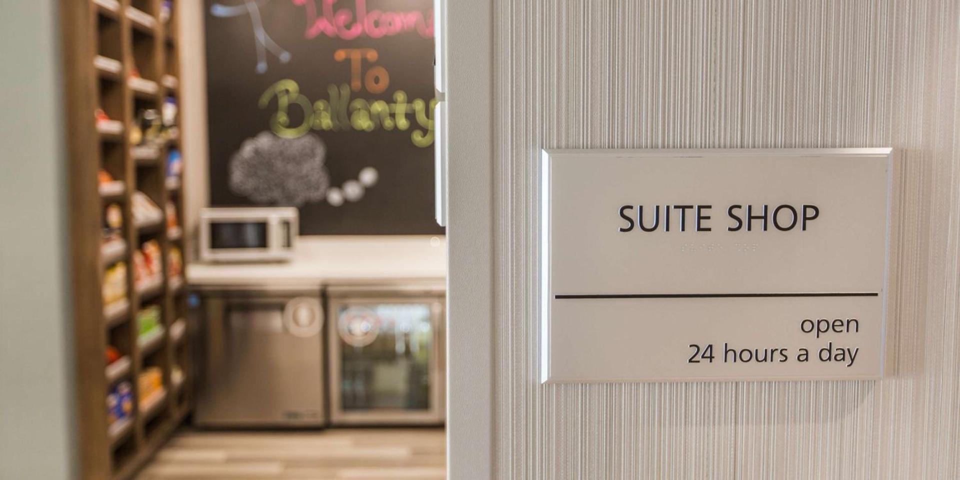 Hampton Inn & Suites Charlotte/Ballantyne, Nc photo 18