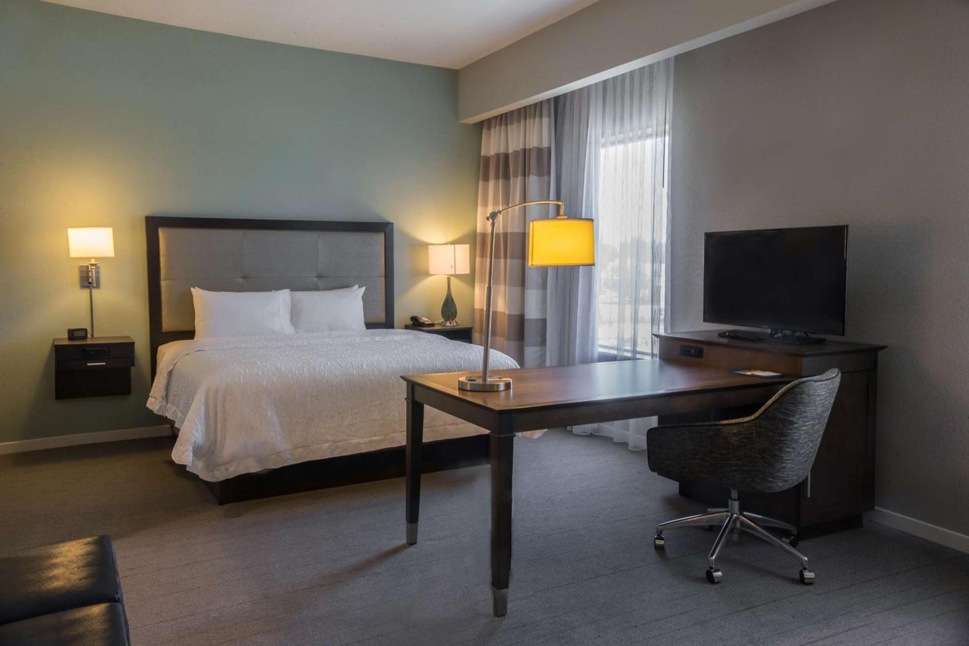 Hampton Inn & Suites Charlotte/Ballantyne, Nc photo 32