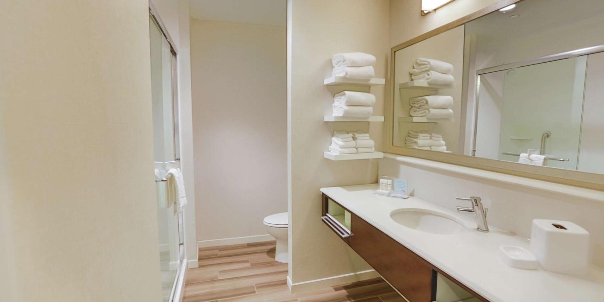 Hampton Inn & Suites Charlotte/Ballantyne, Nc photo 41