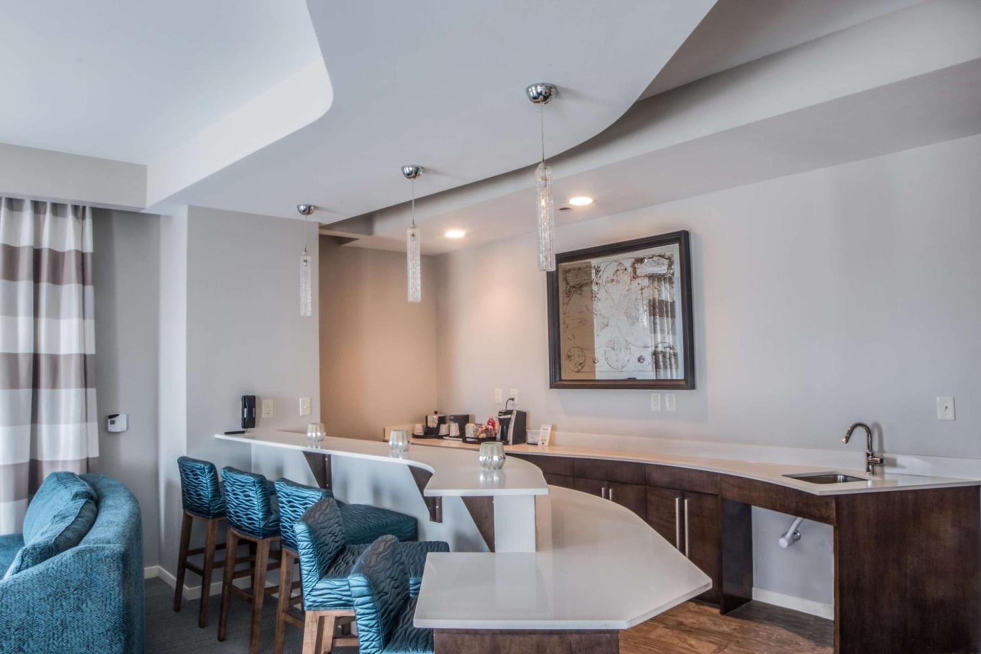 Hampton Inn & Suites Charlotte/Ballantyne, Nc photo 52