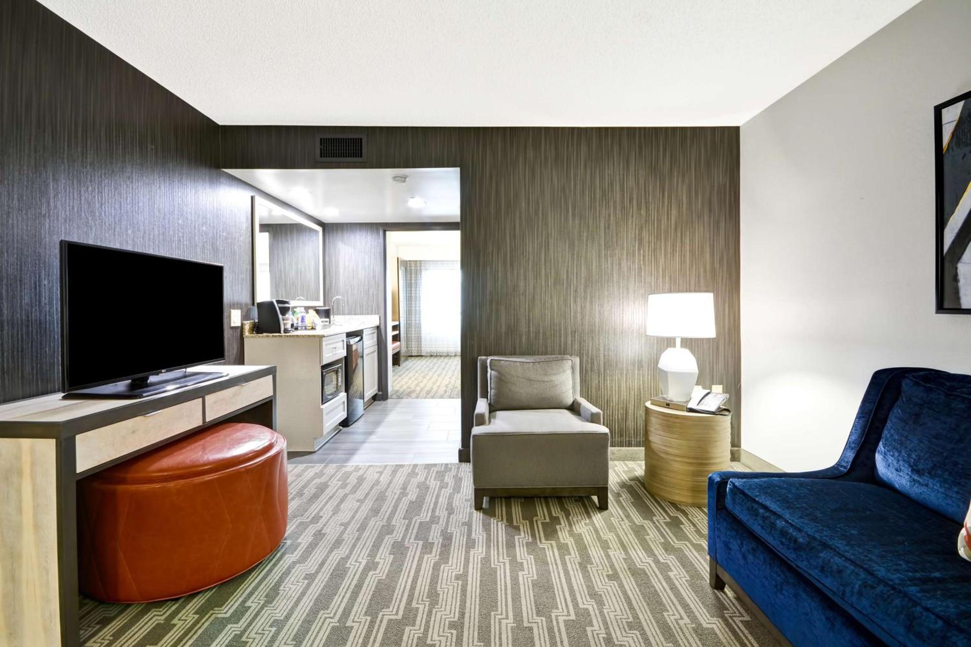 Embassy Suites Charlotte photo 22