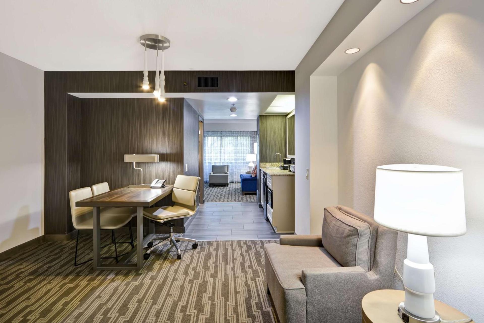 Embassy Suites Charlotte photo 35