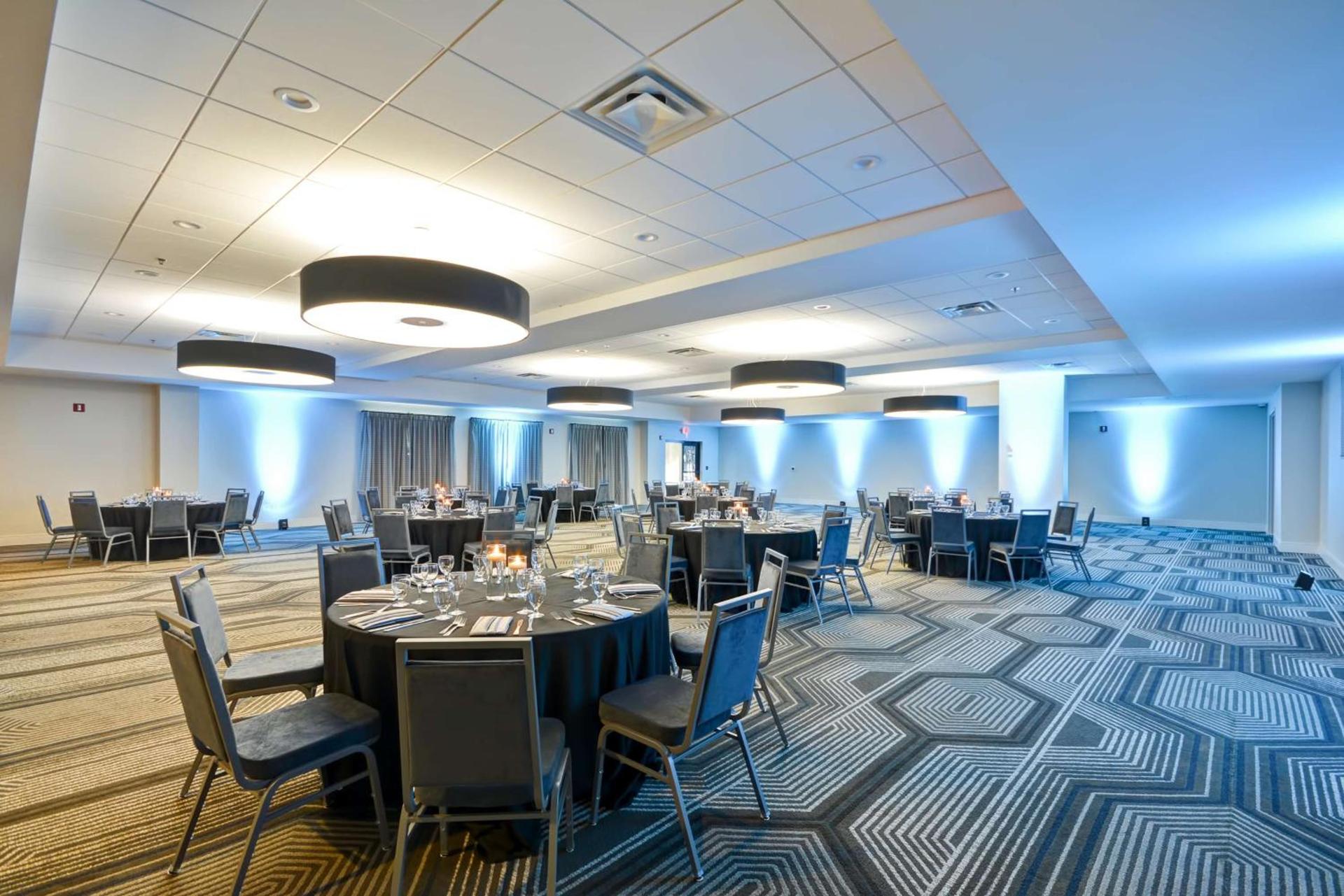 Embassy Suites Charlotte photo 42