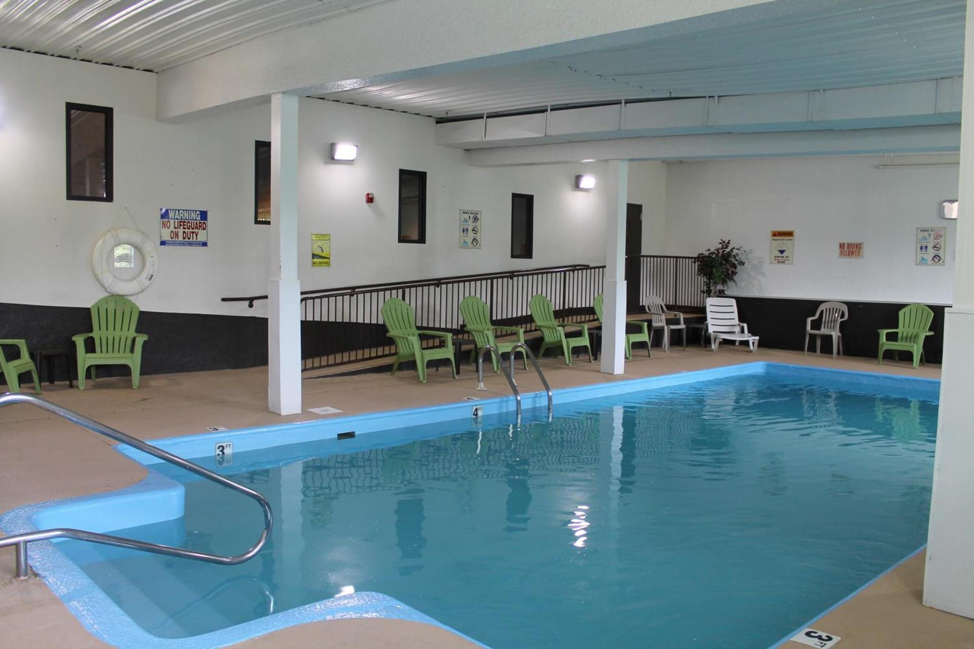 Days Inn & Suites by Wyndham Bridgeport - Clarksburg photo 19