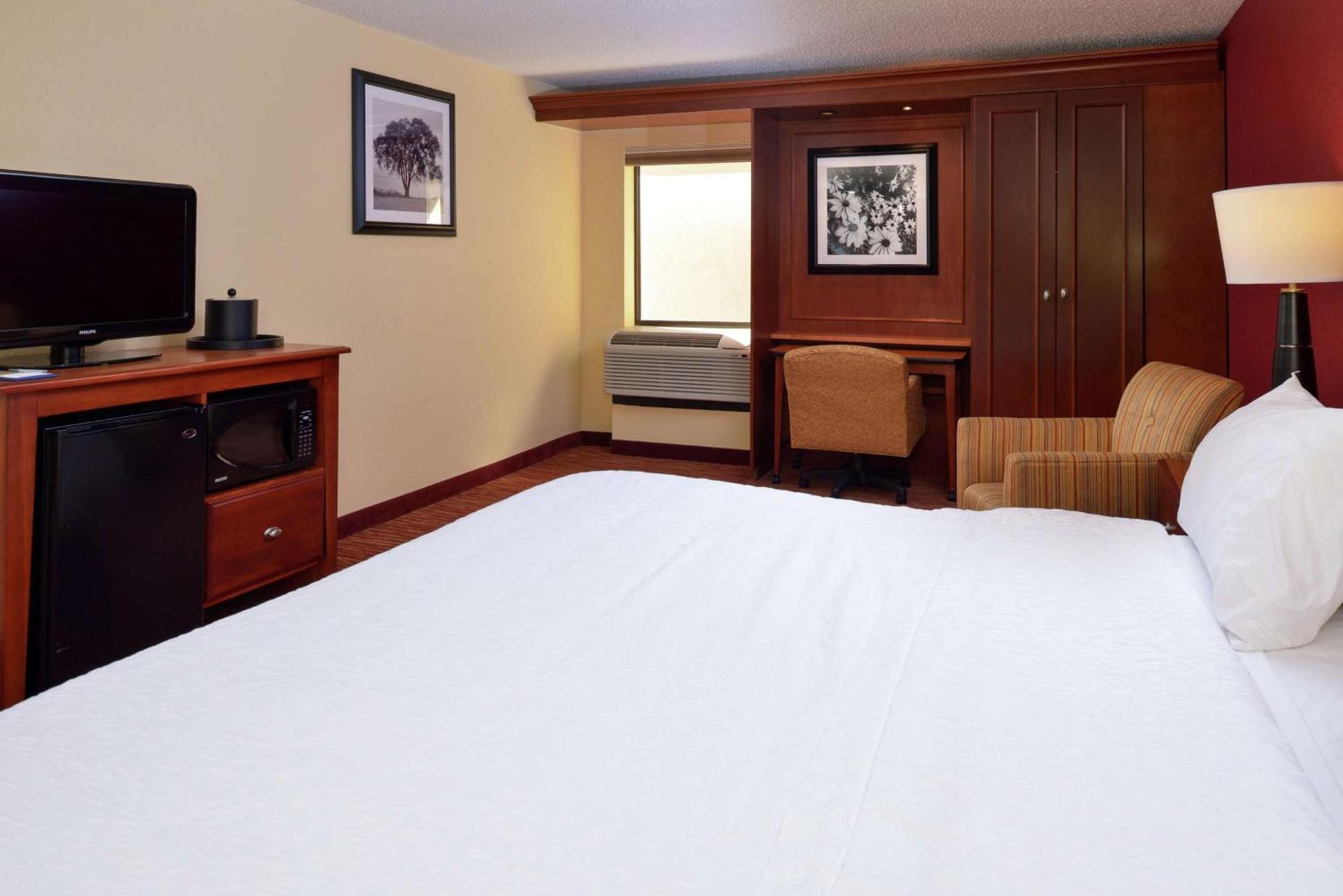 Spark by Hilton Columbus East Pickerington photo 33