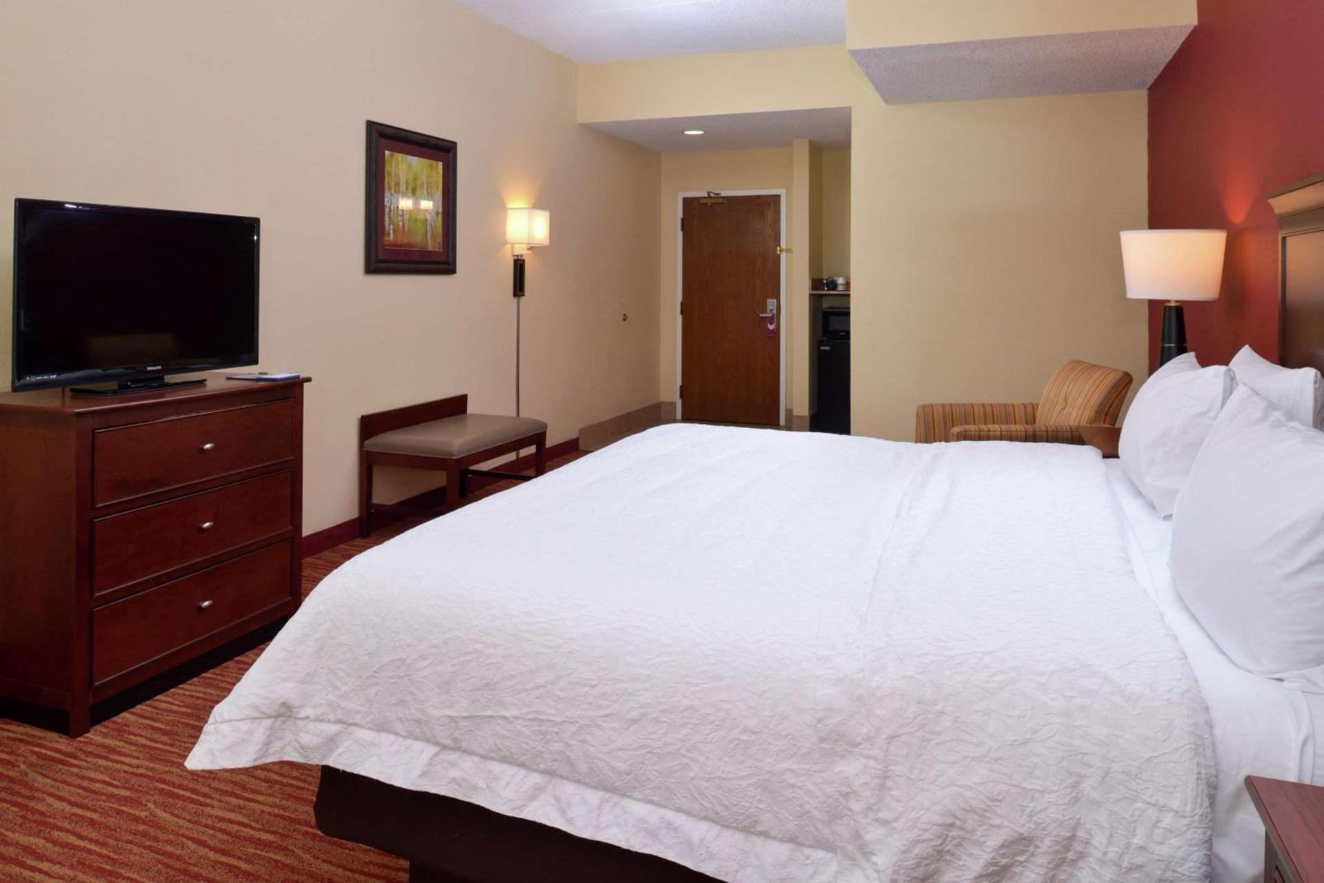 Spark by Hilton Columbus East Pickerington photo 41