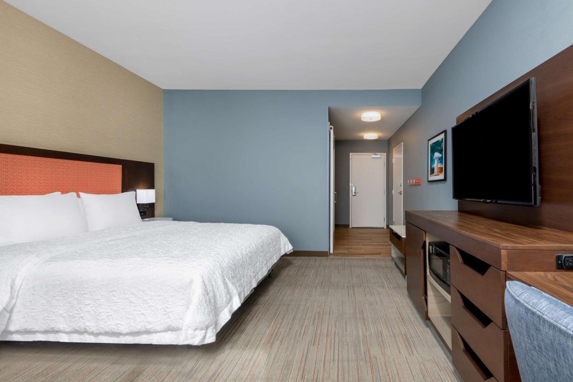 Hampton Inn & Suites Cody, Wy photo 42