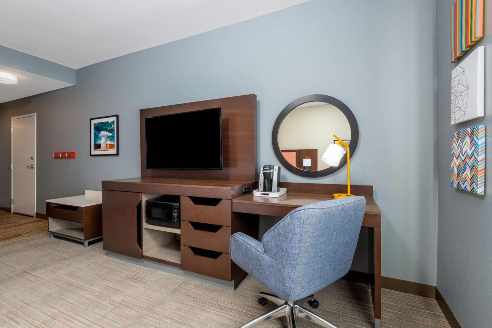 Hampton Inn & Suites Cody, Wy photo 43