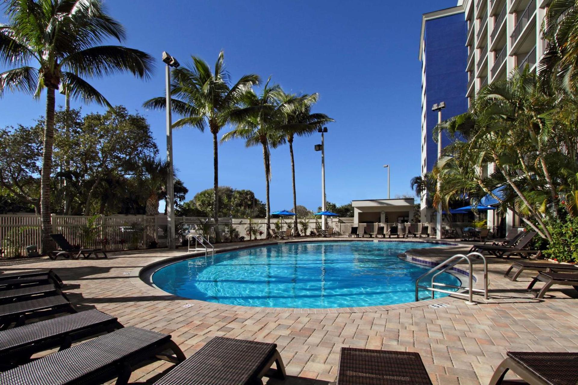 Hampton Inn Cocoa Beach photo 15