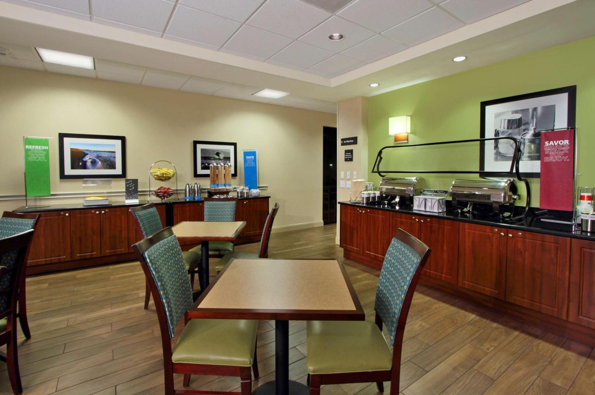 Hampton Inn Cocoa Beach photo 18