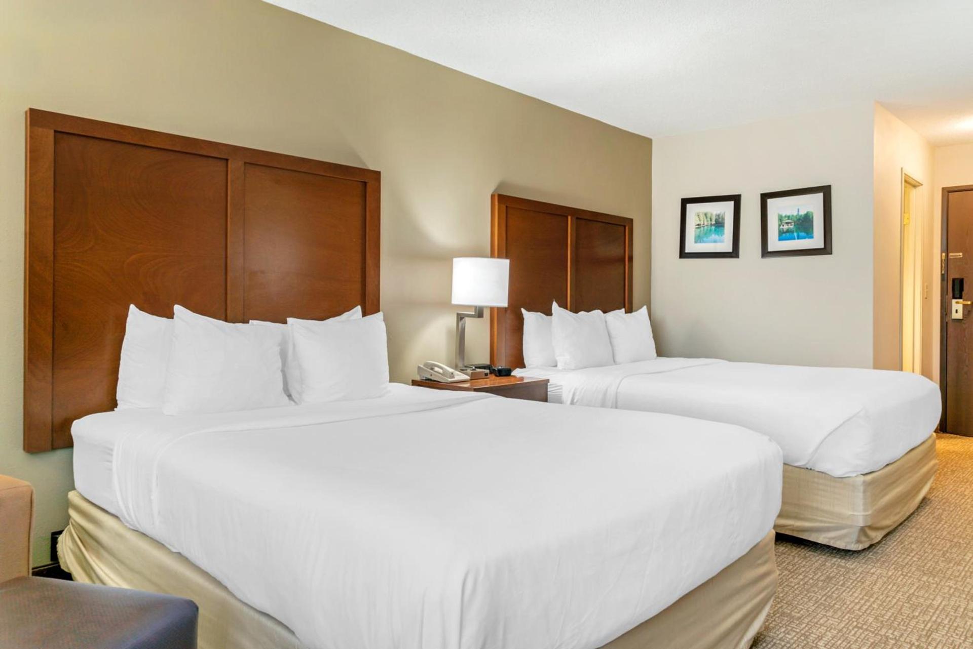 Comfort Inn Manistique photo 29