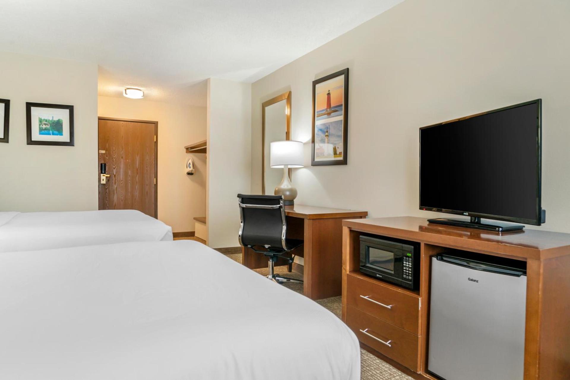 Comfort Inn Manistique photo 6