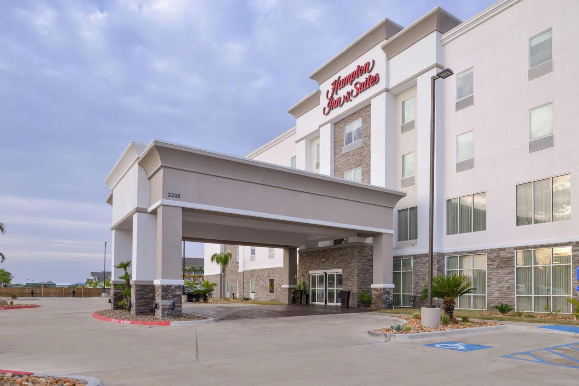 Hampton Inn and Suites Port Aransas photo 2