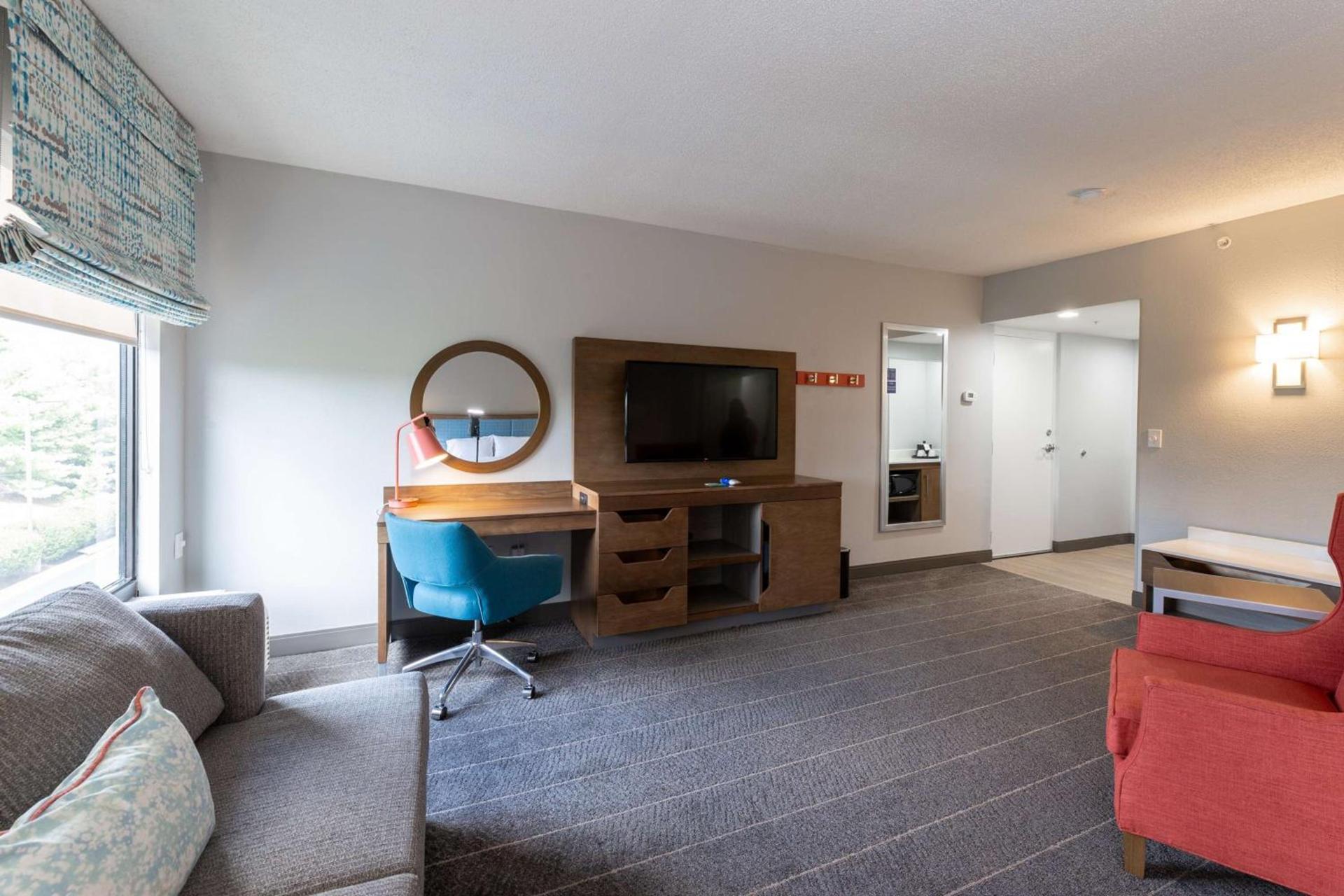 Hampton Inn Christiansburg/Blacksburg photo 23