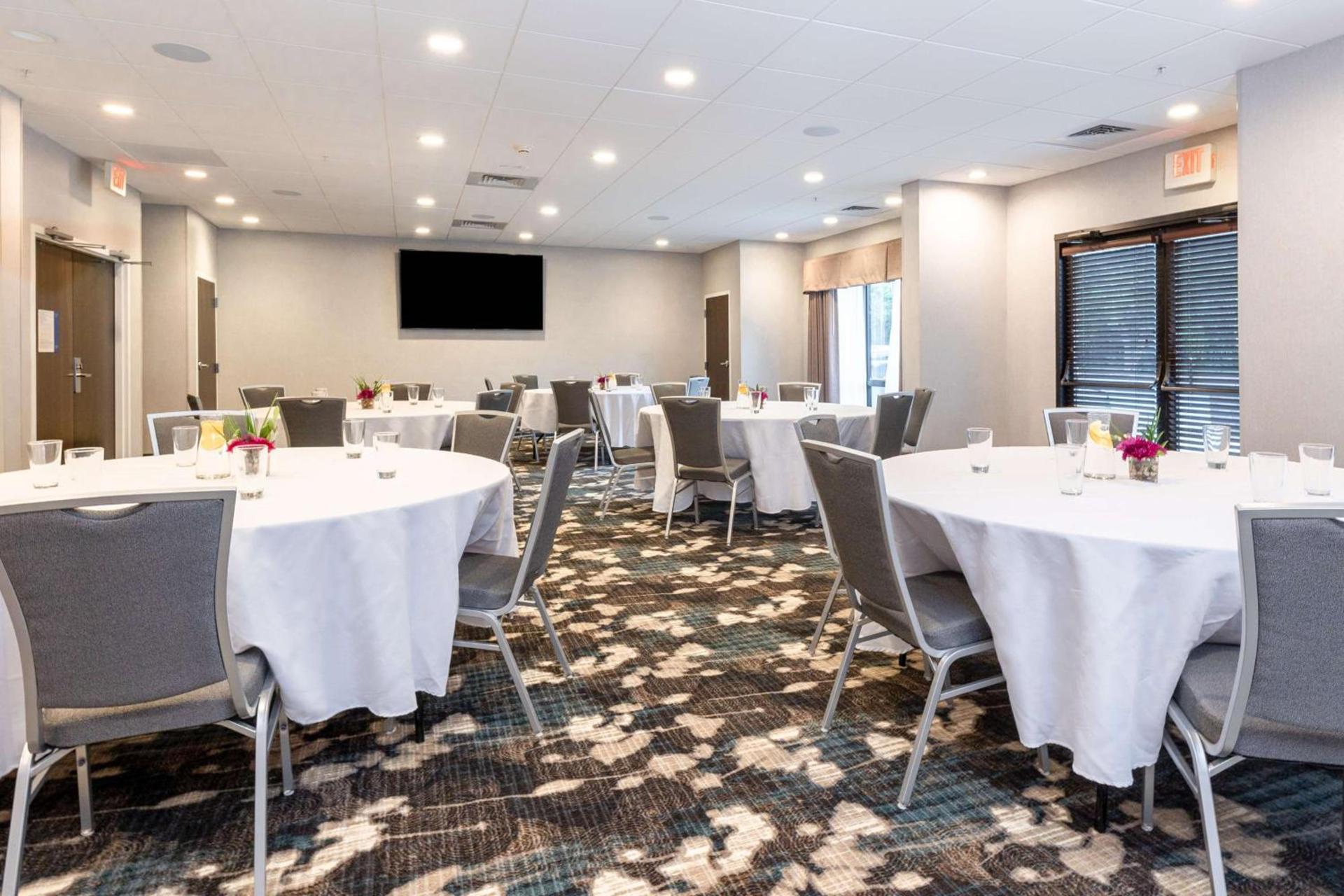 Hampton Inn Christiansburg/Blacksburg photo 46