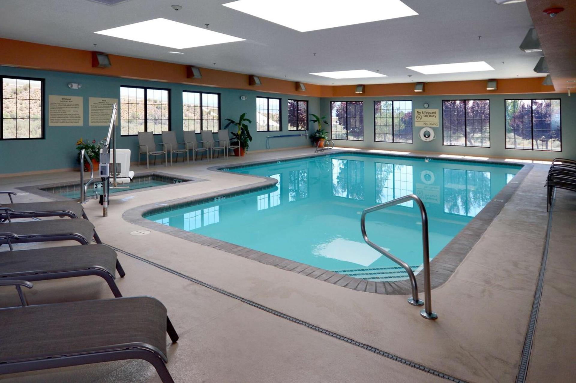 Hampton Inn & Suites Carson City photo 14