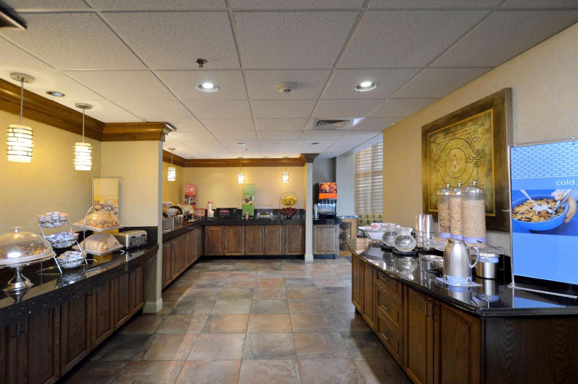 Hampton Inn & Suites Carson City photo 23