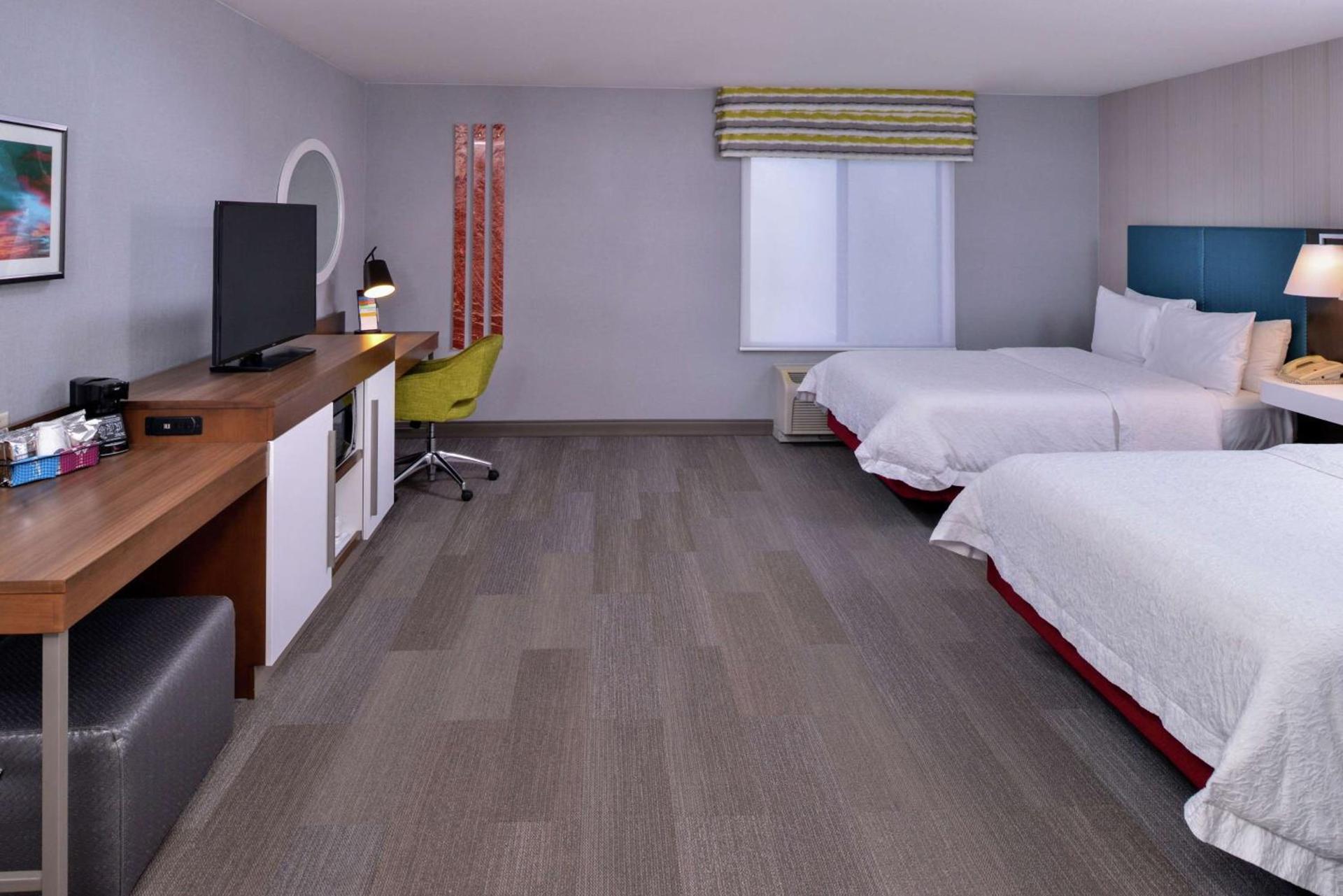 Hampton Inn & Suites Carson City photo 40