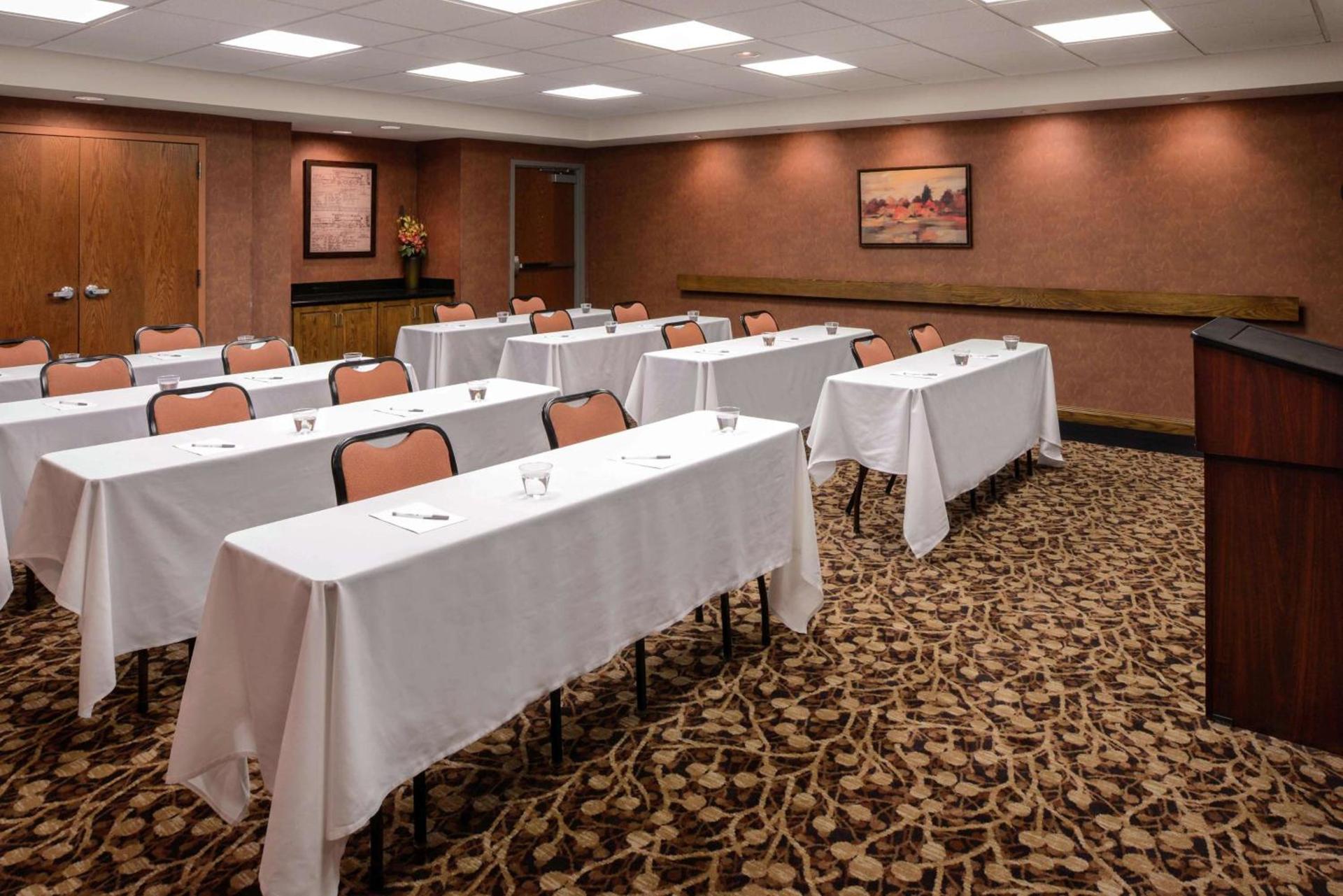 Hampton Inn & Suites Carson City photo 50