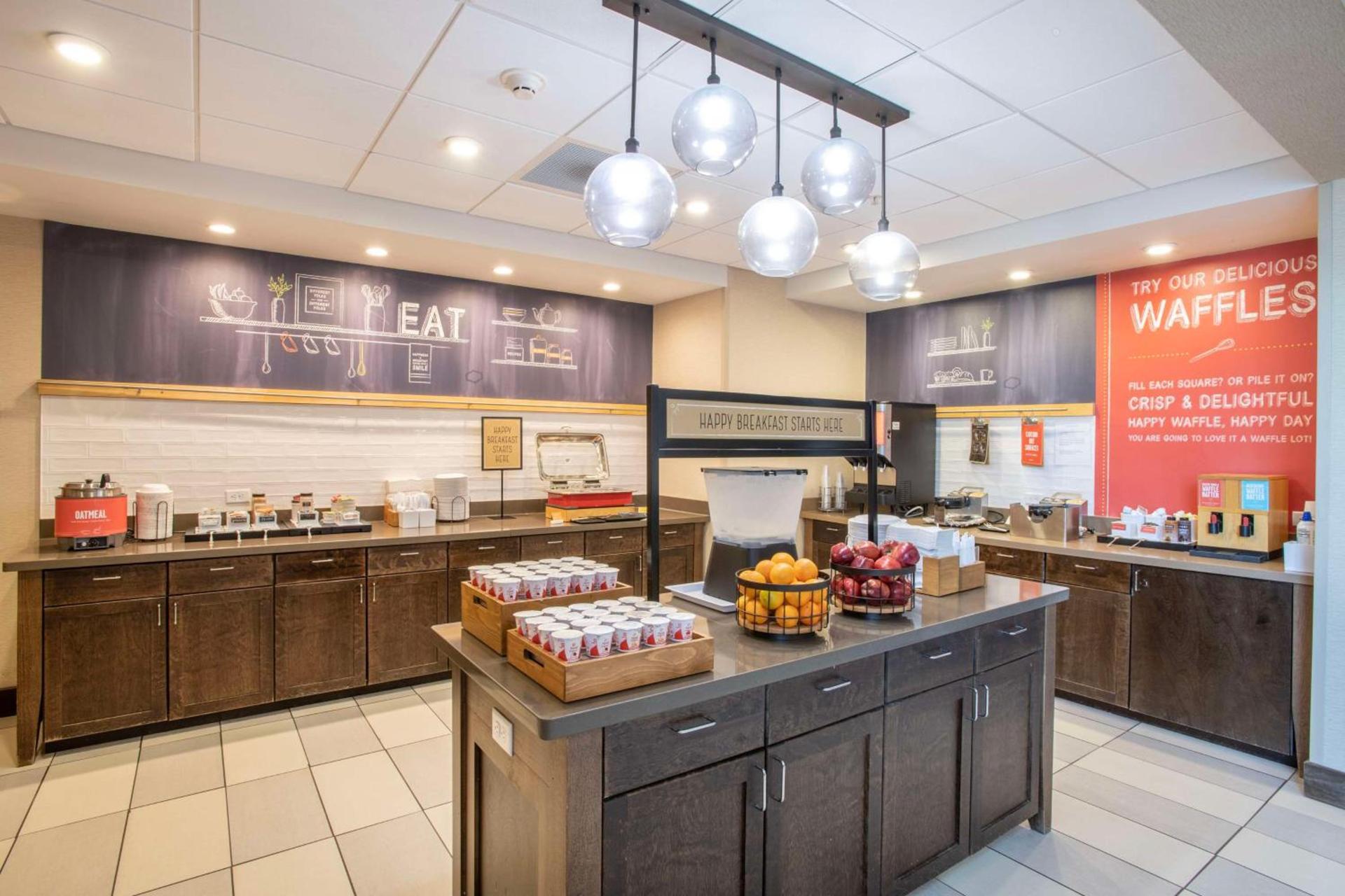 Hampton Inn & Suites - Cincinnati/Kenwood, OH photo 5