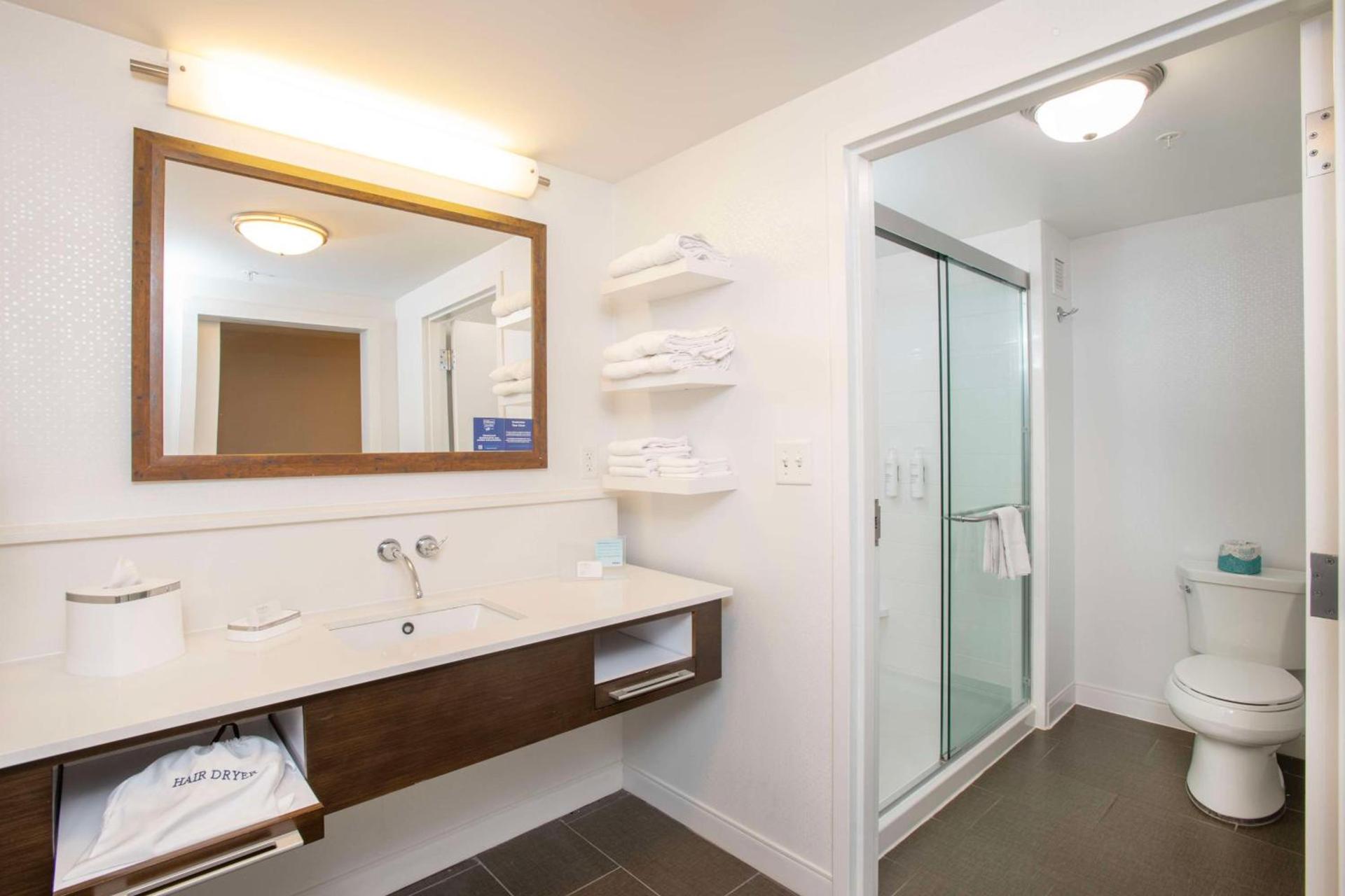 Hampton Inn & Suites - Cincinnati/Kenwood, OH photo 33