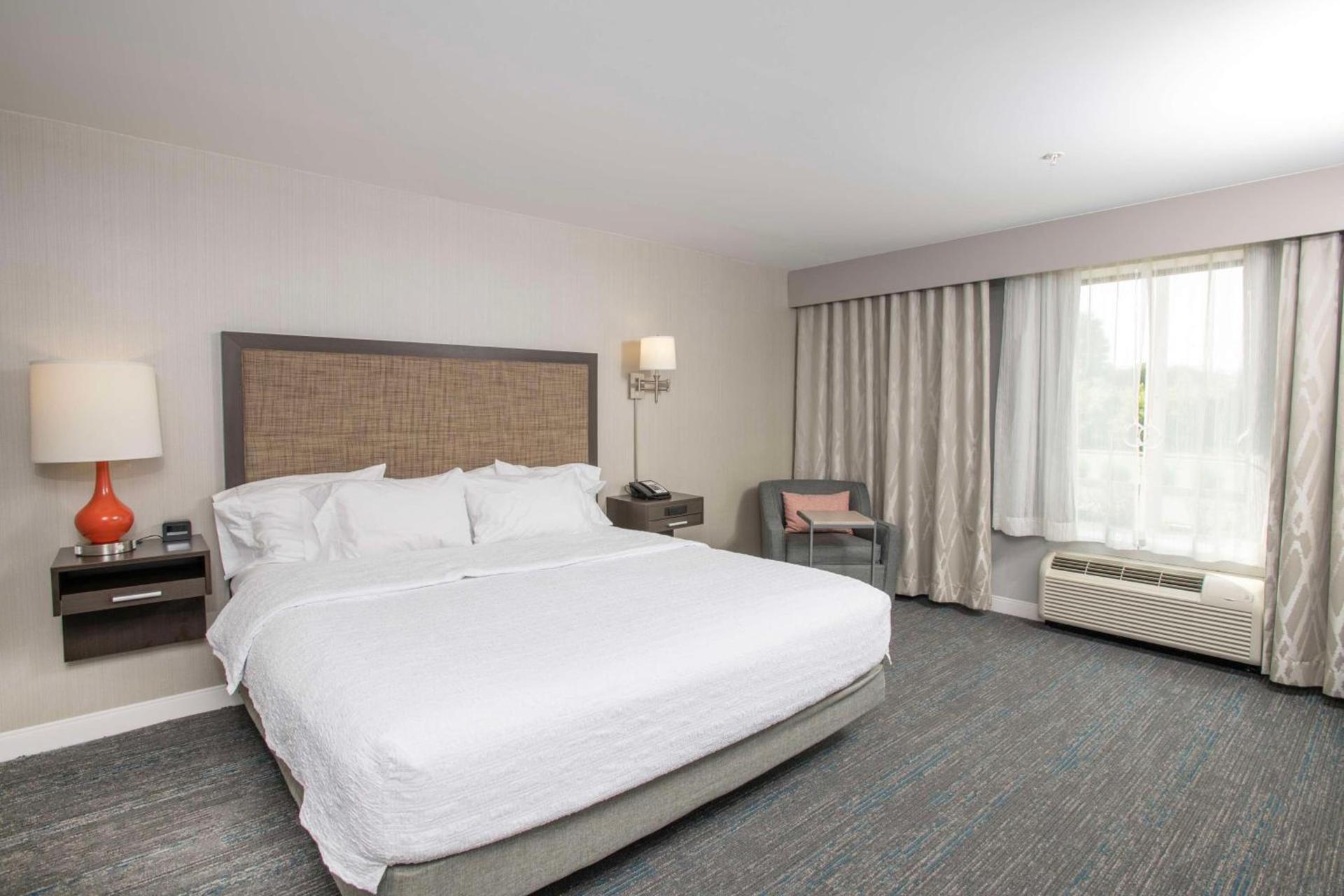 Hampton Inn & Suites - Cincinnati/Kenwood, OH photo 41