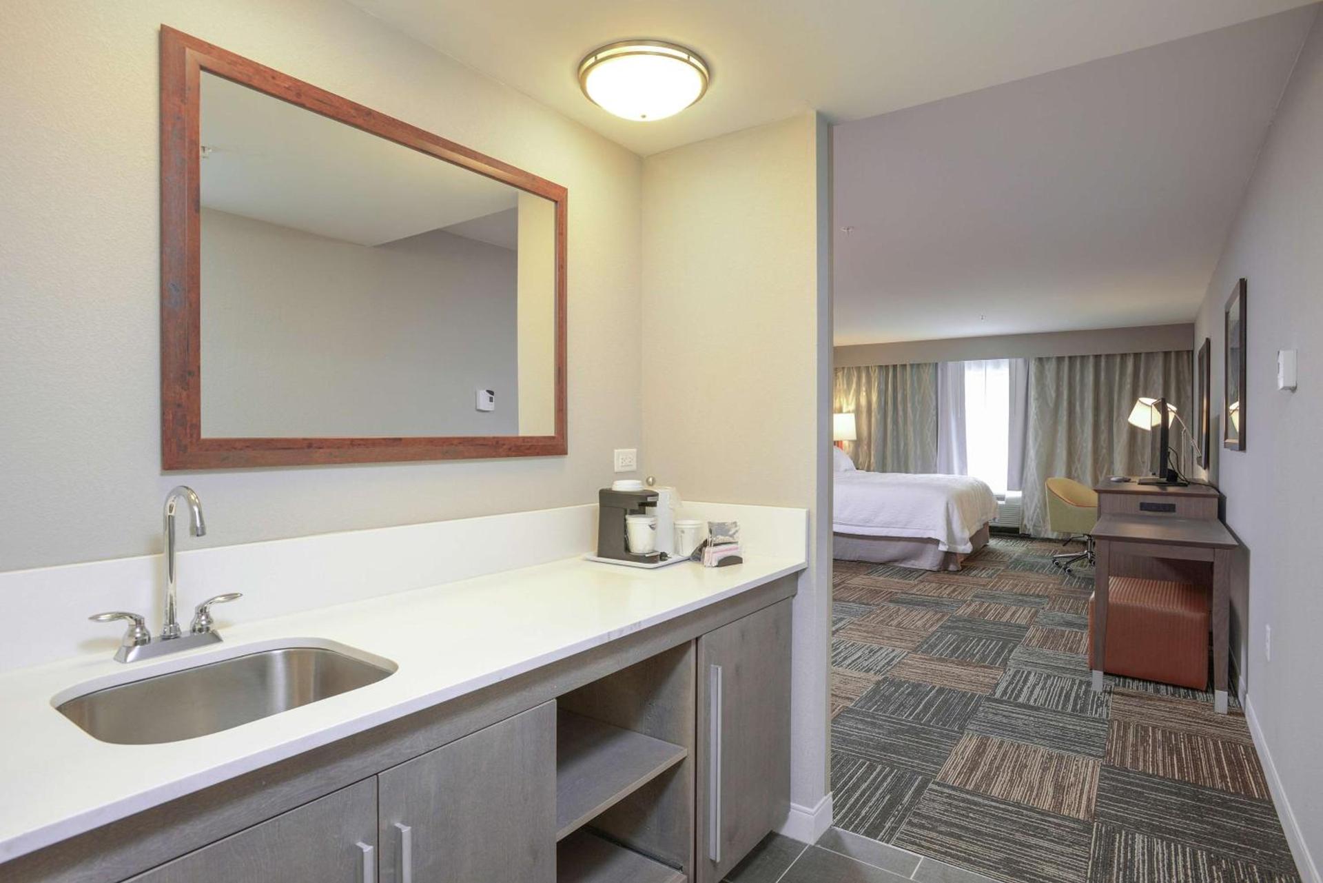 Hampton Inn & Suites - Cincinnati/Kenwood, OH photo 51