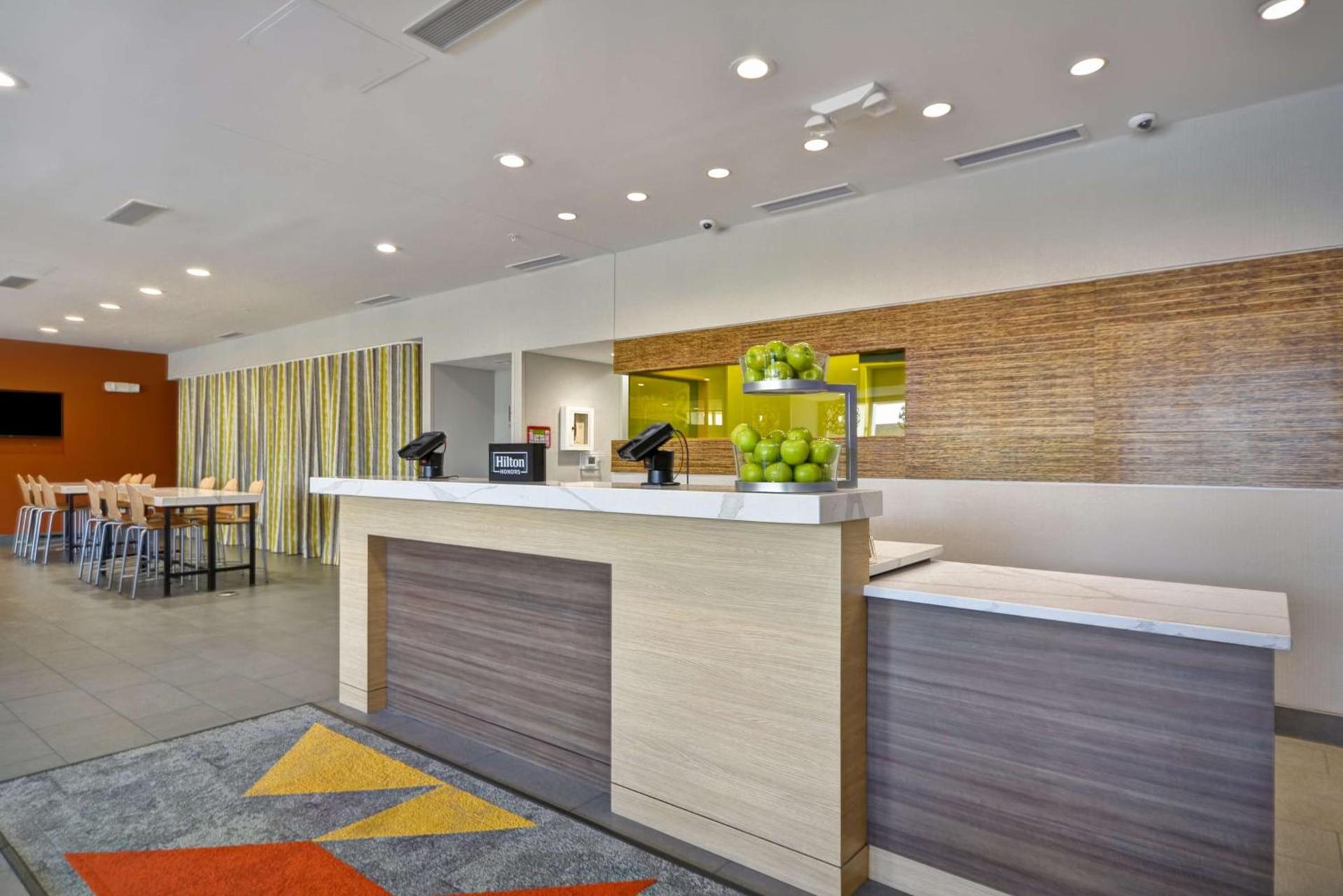 Home2 Suites By Hilton Blue Ash Cincinnati photo 6