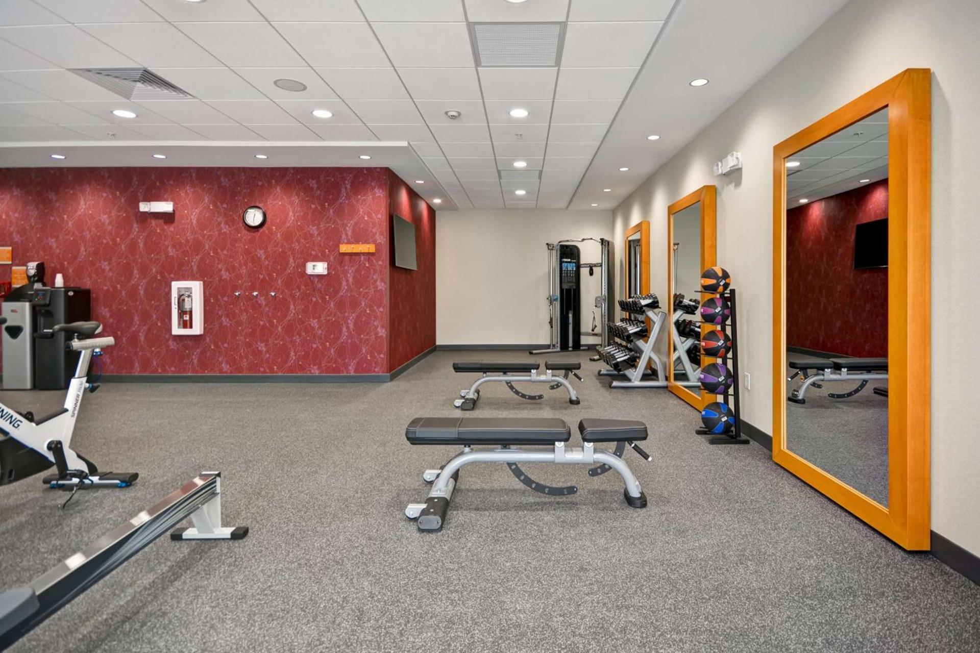 Home2 Suites By Hilton Blue Ash Cincinnati photo 14