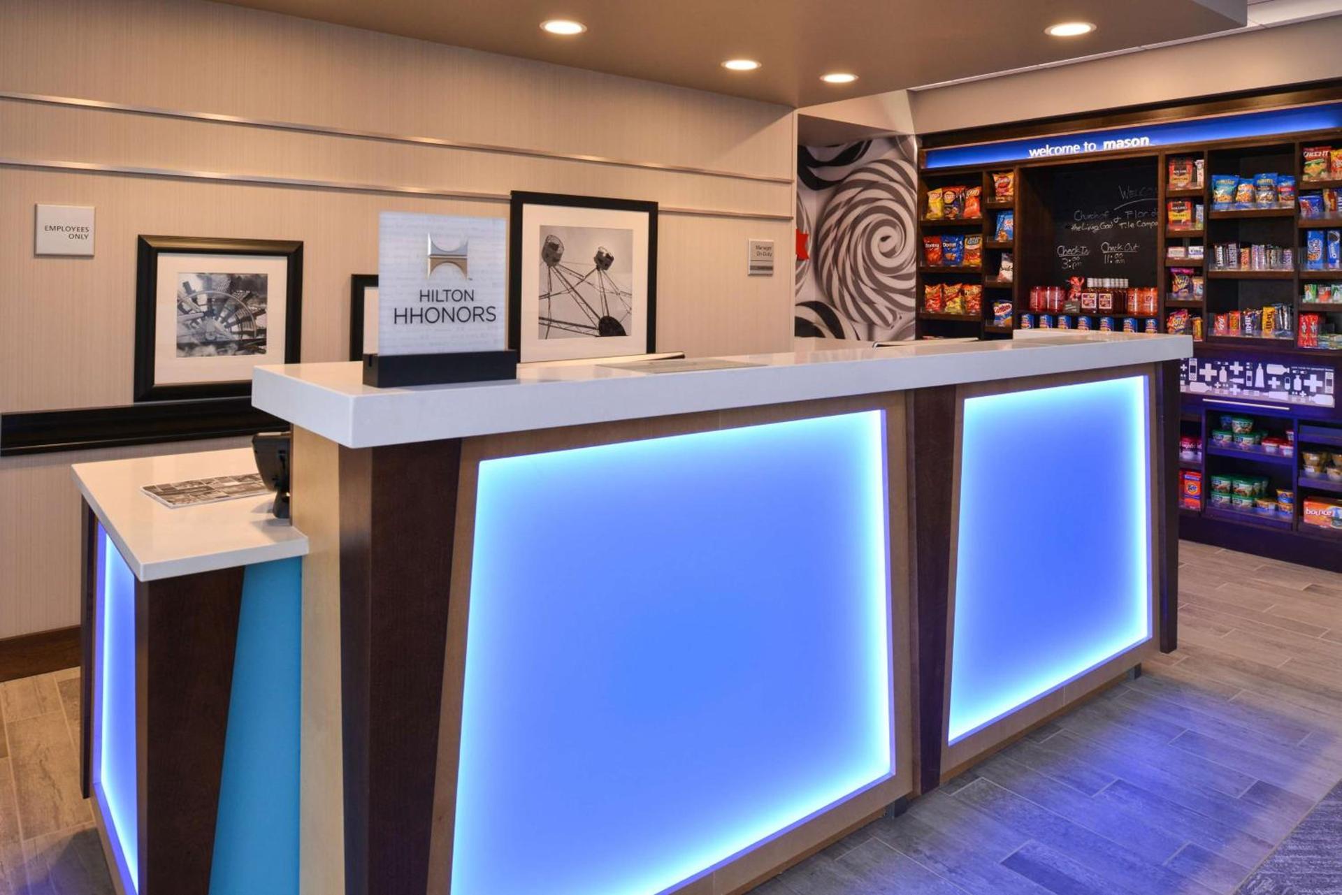 Hampton Inn & Suites Cincinnati-Mason, Ohio photo 3