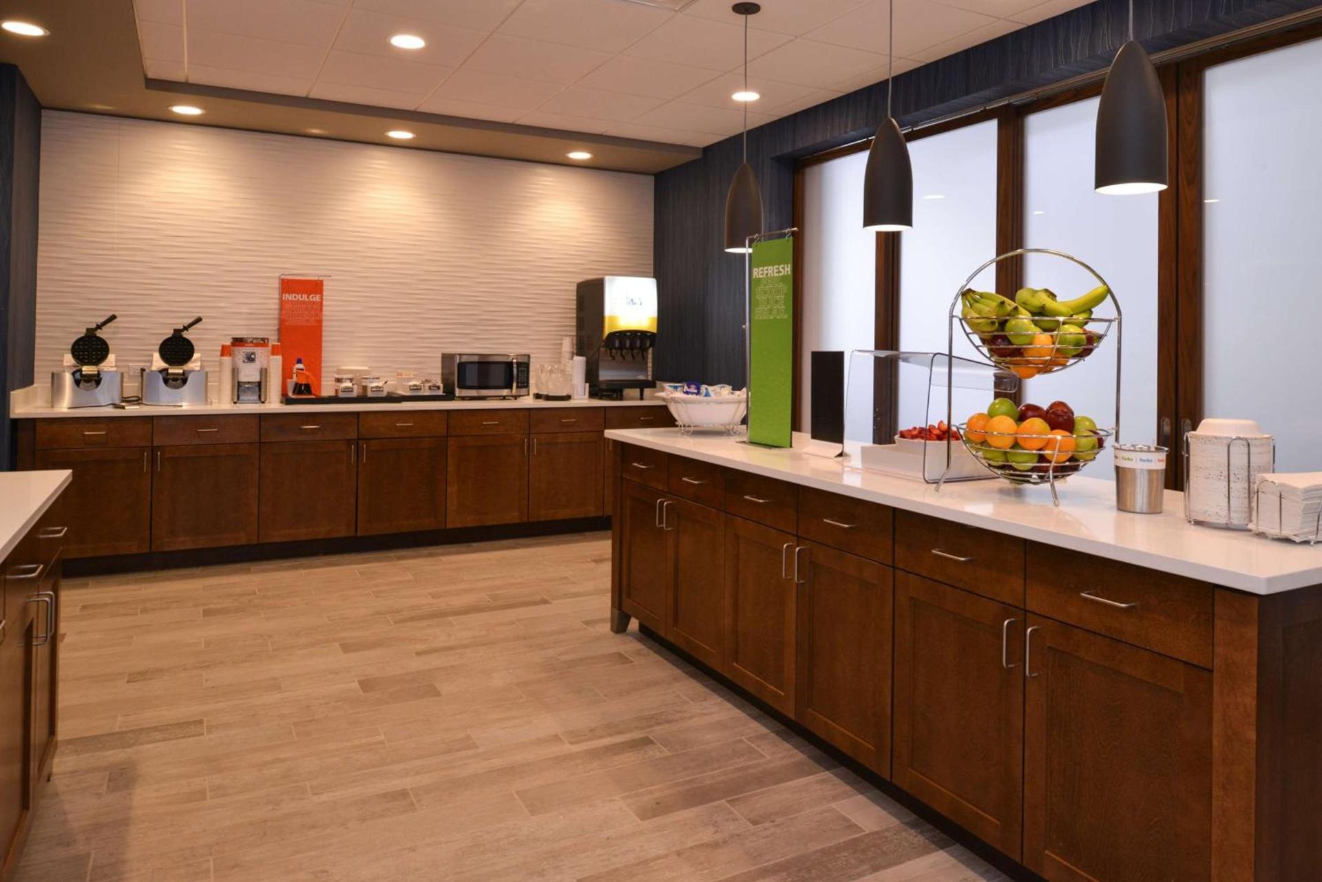 Hampton Inn & Suites Cincinnati-Mason, Ohio photo 7