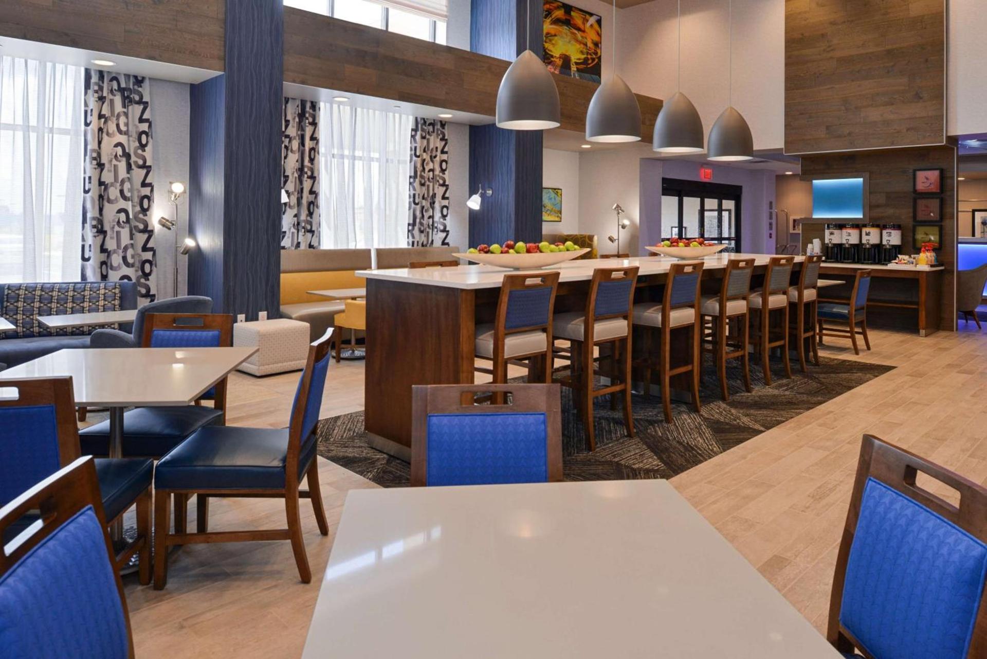 Hampton Inn & Suites Cincinnati-Mason, Ohio photo 8