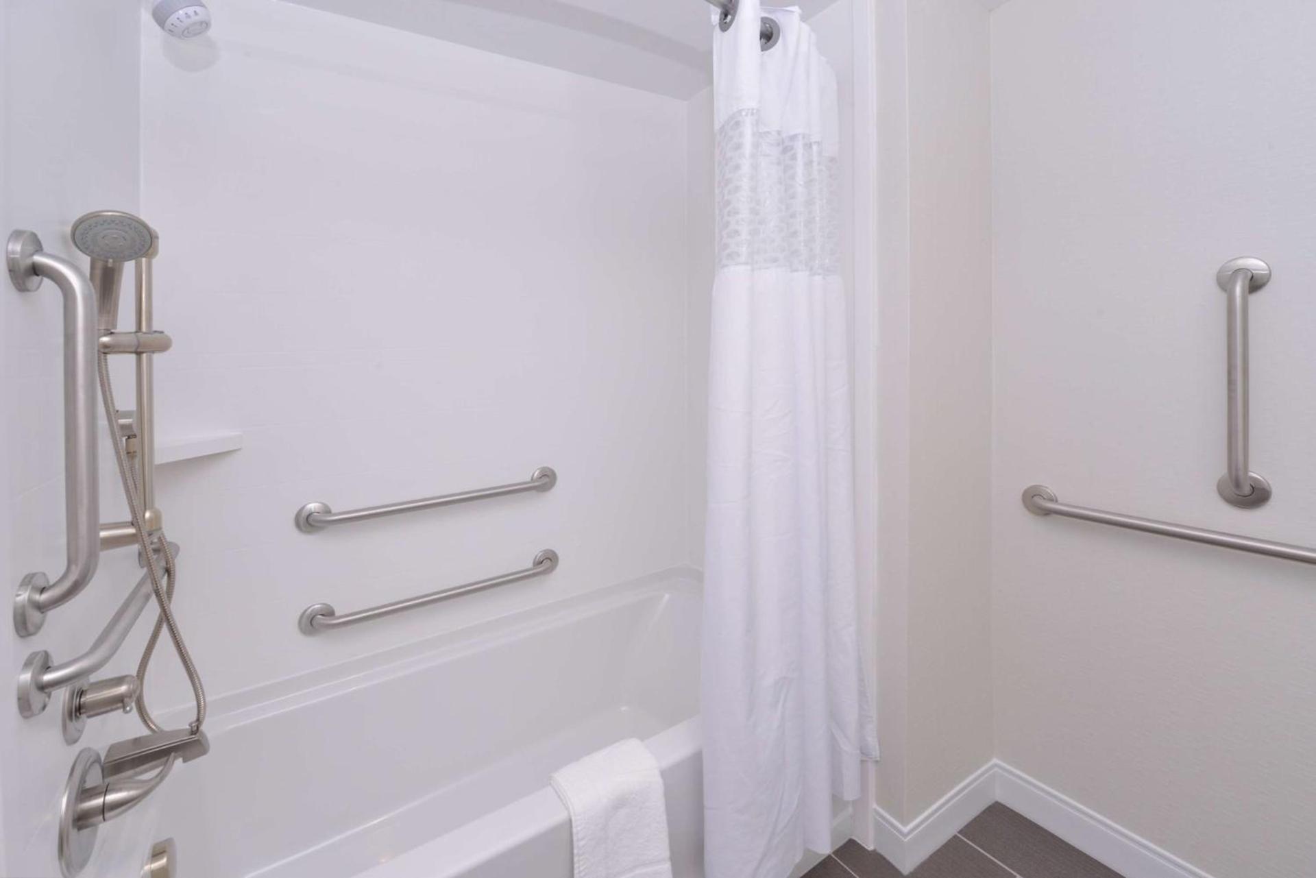 Hampton Inn & Suites Cincinnati-Mason, Ohio photo 24