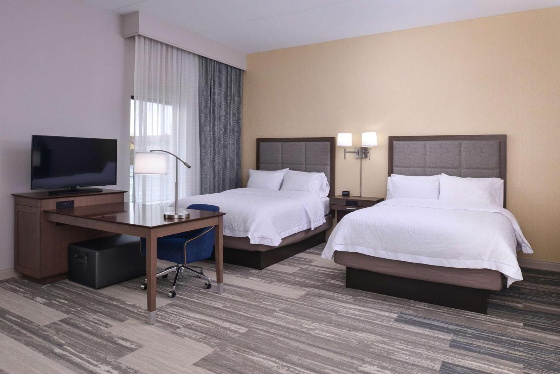 Hampton Inn & Suites Cincinnati-Mason, Ohio photo 2