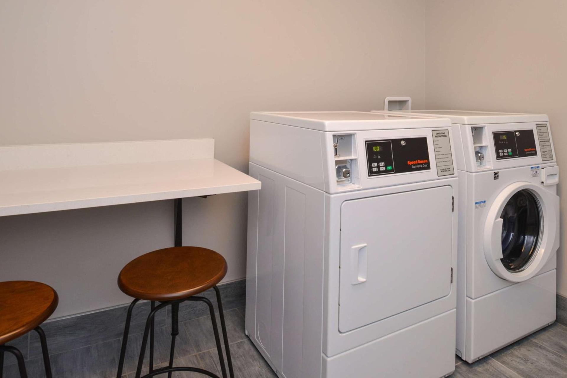 Hampton Inn & Suites Cincinnati-Mason, Ohio photo 42
