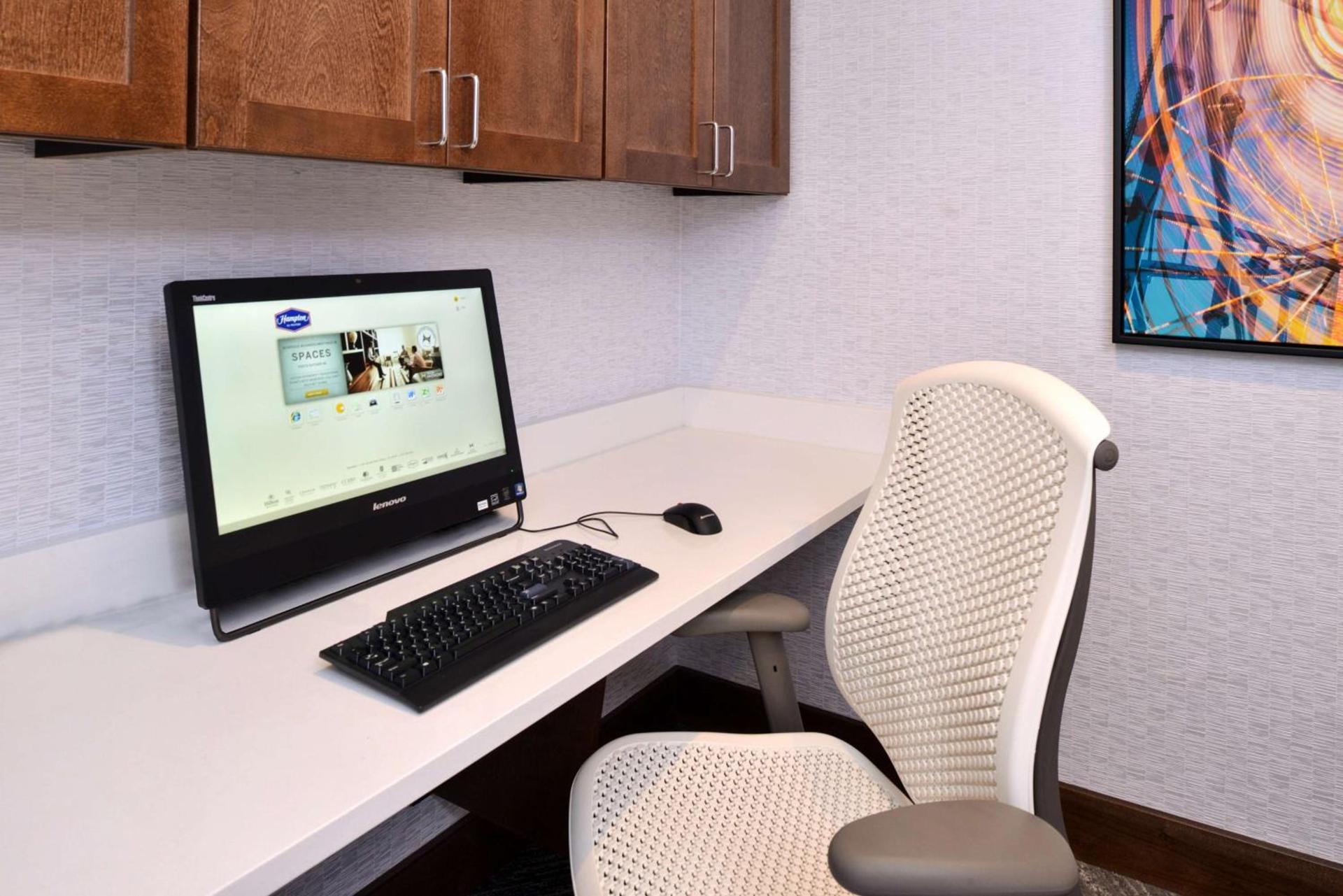 Hampton Inn & Suites Cincinnati-Mason, Ohio photo 43