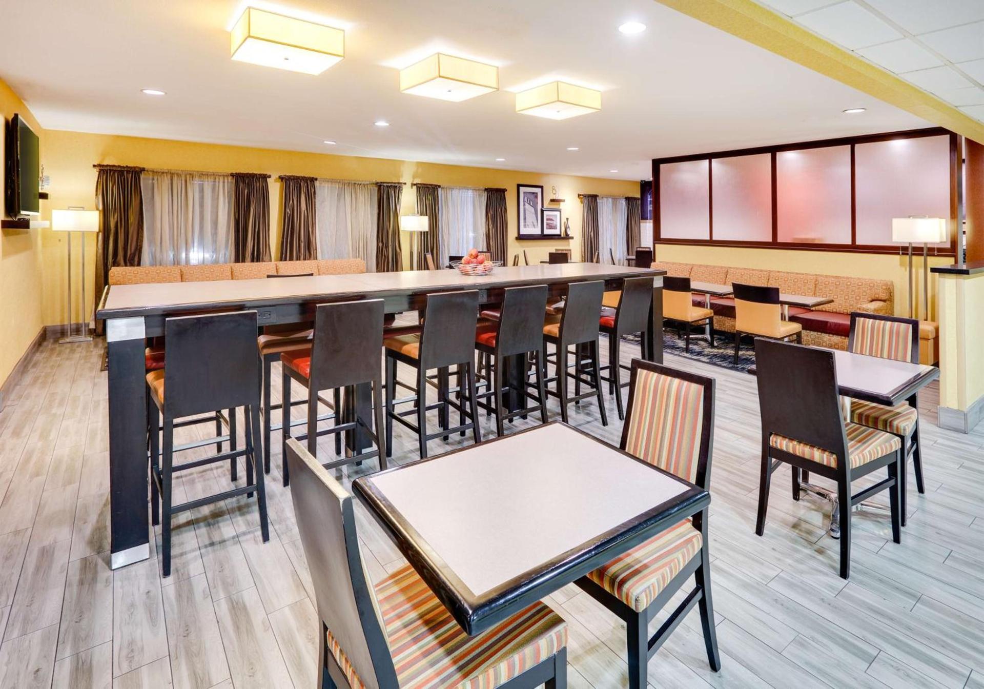 Hampton Inn Los Angeles/Carson photo 5