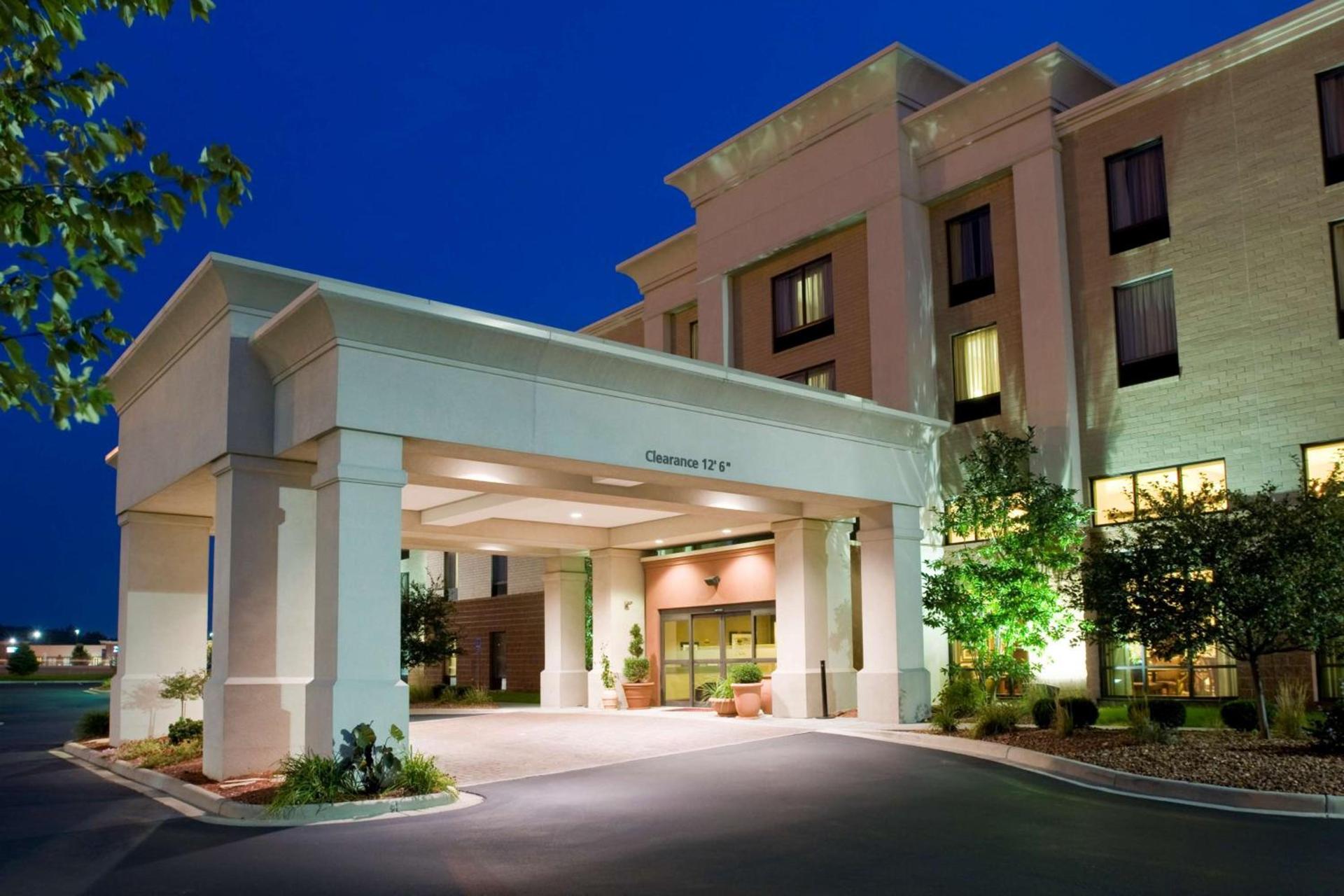 Hampton Inn & Suites Cincinnati-Union Centre photo 5