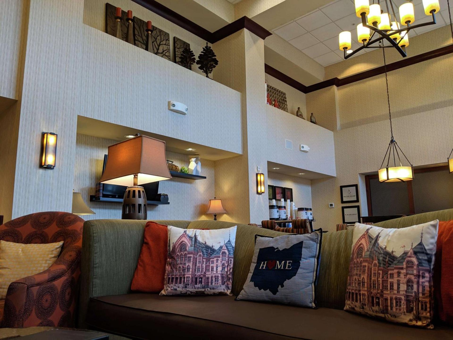 Hampton Inn & Suites Cincinnati-Union Centre photo 7