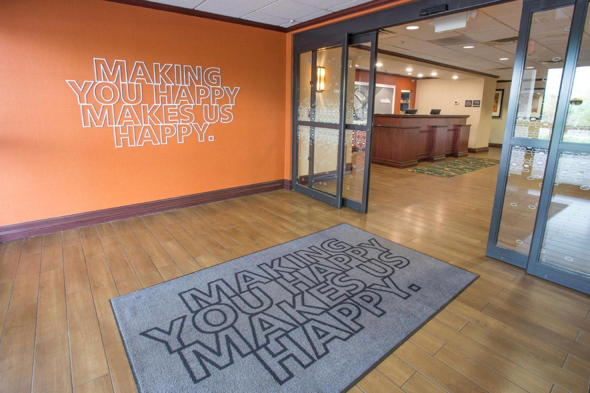 Hampton Inn & Suites Cincinnati-Union Centre photo 6