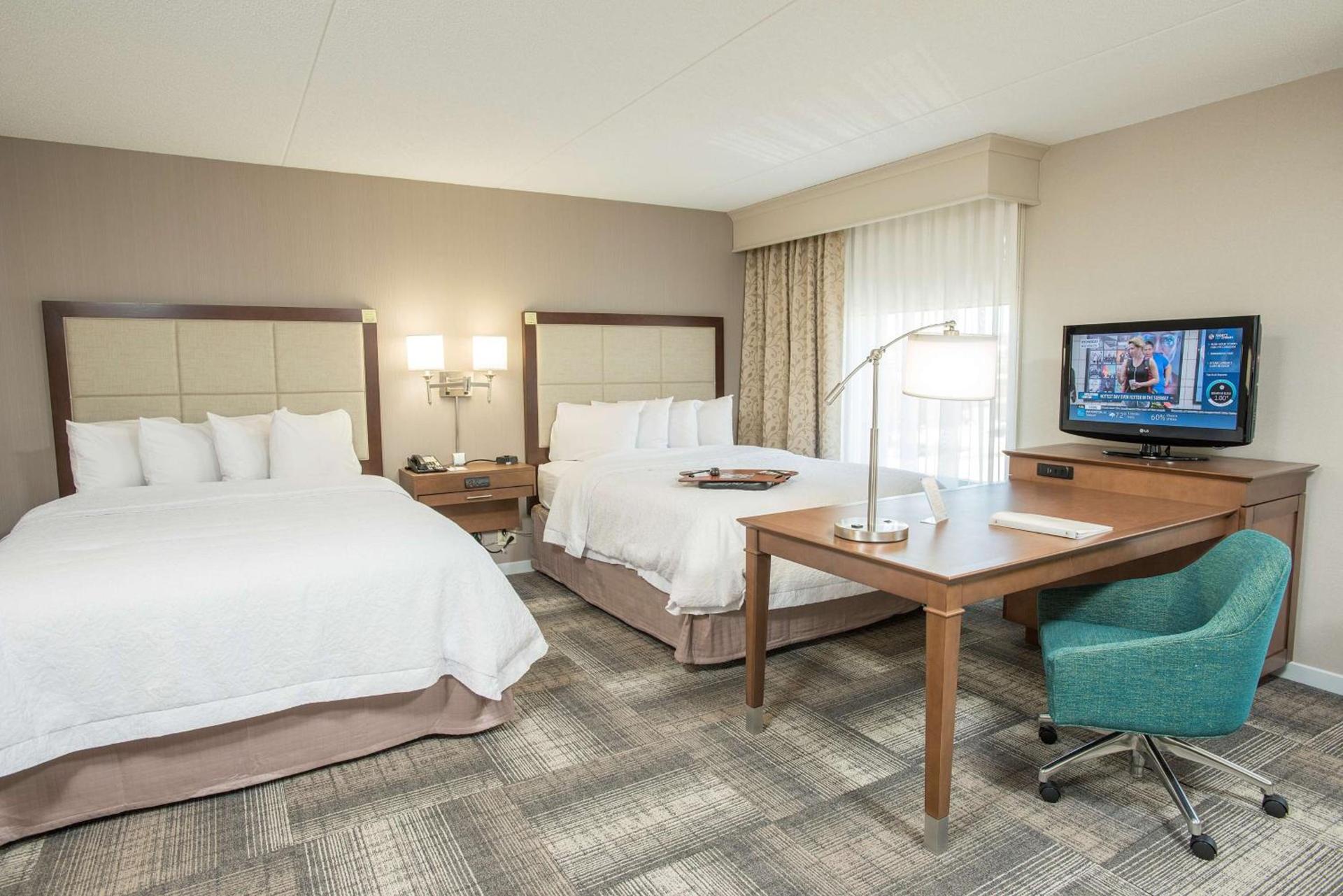 Hampton Inn & Suites Cincinnati-Union Centre photo 39