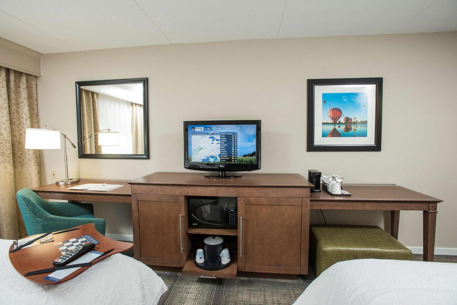 Hampton Inn & Suites Cincinnati-Union Centre photo 45
