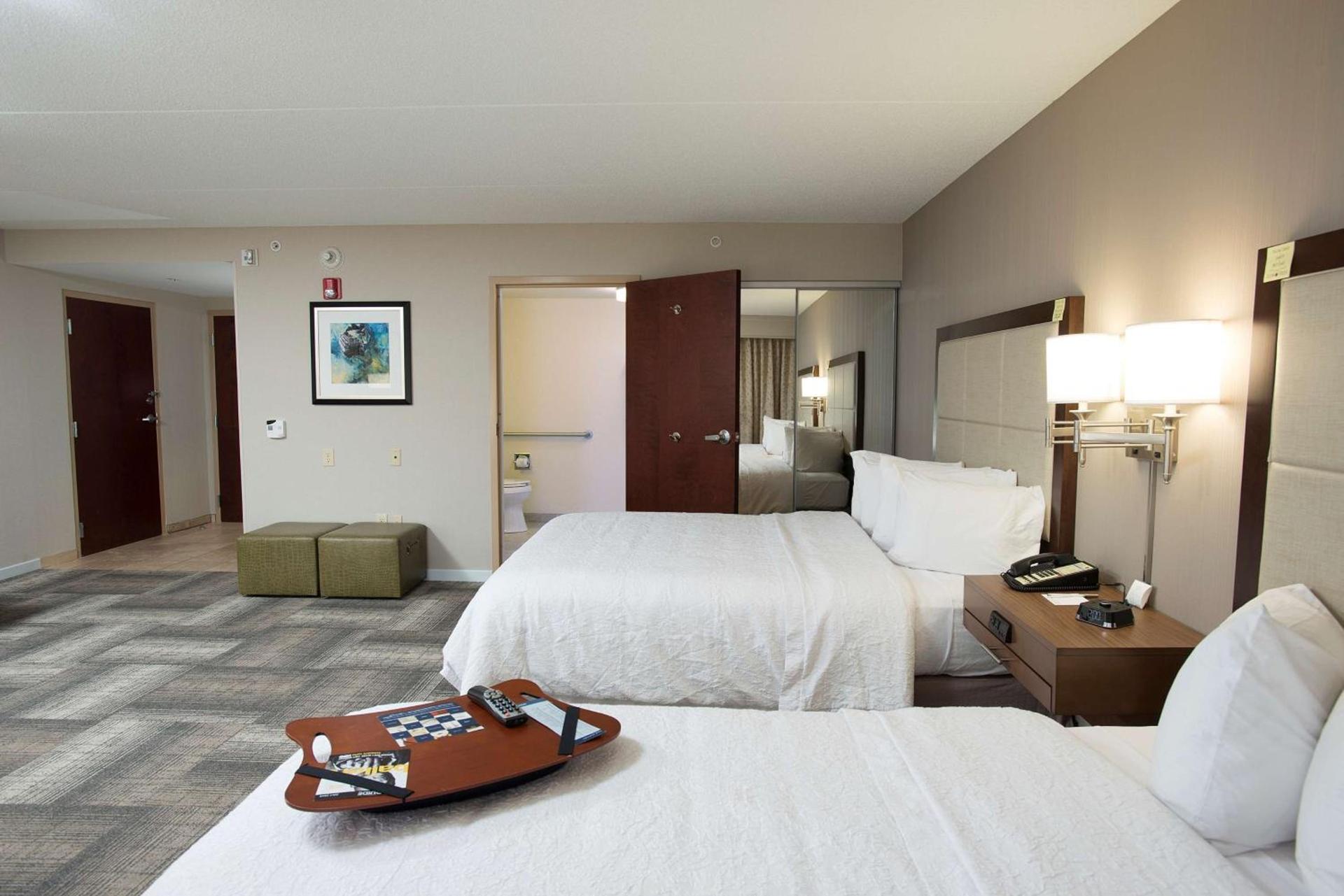 Hampton Inn & Suites Cincinnati-Union Centre photo 49