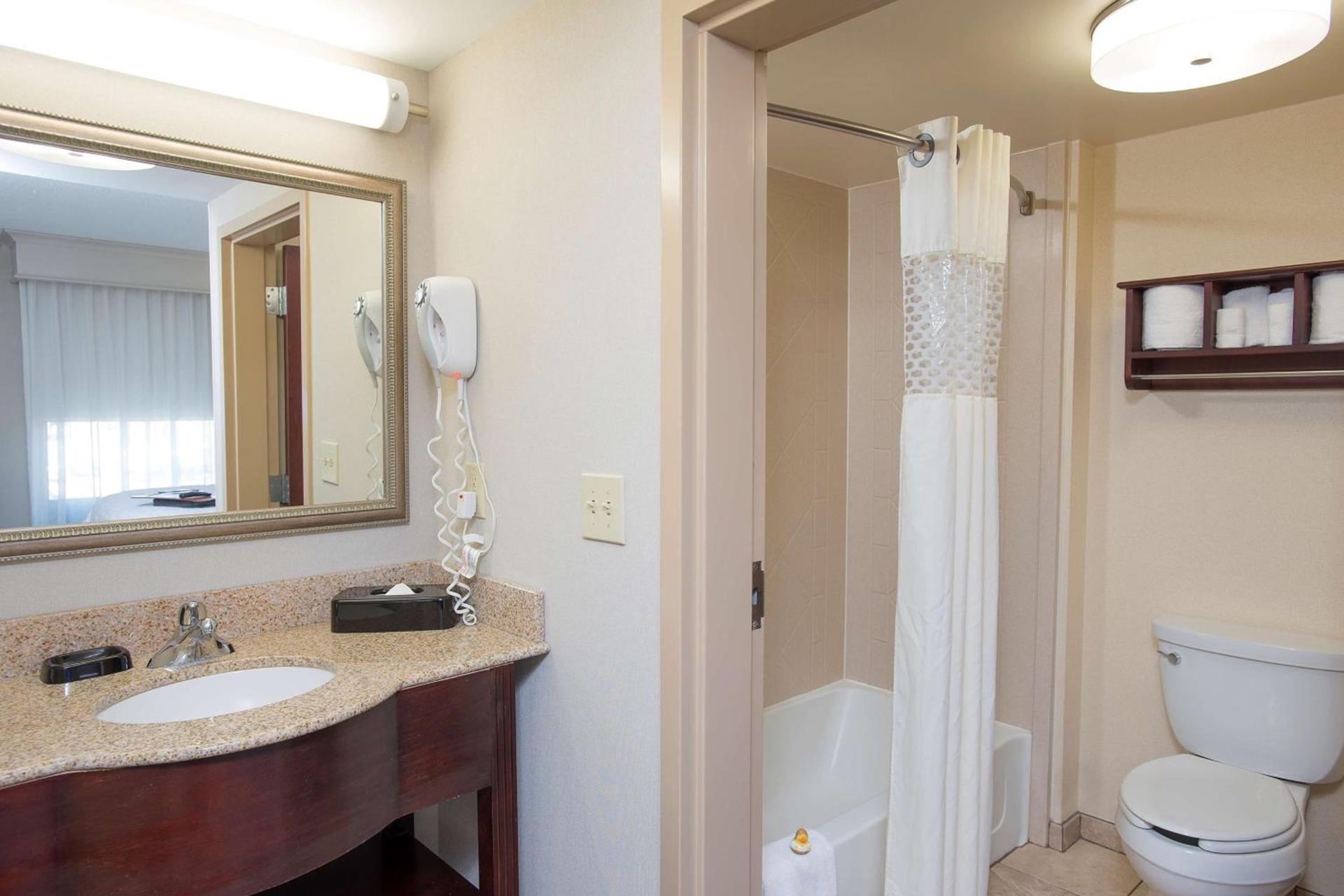 Hampton Inn & Suites Cincinnati-Union Centre photo 27