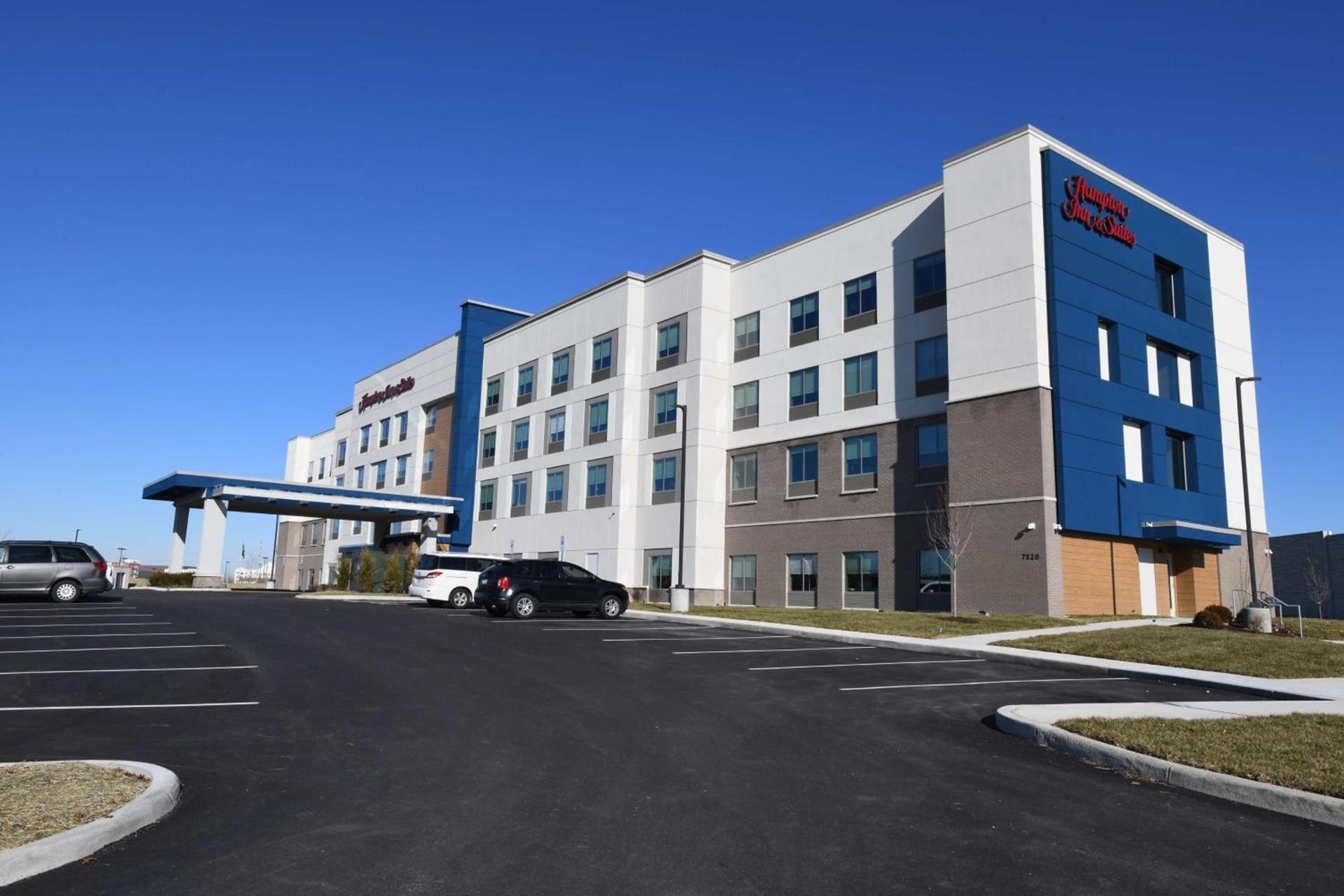 Hampton Inn & Suites Cincinnati Liberty Township photo 3