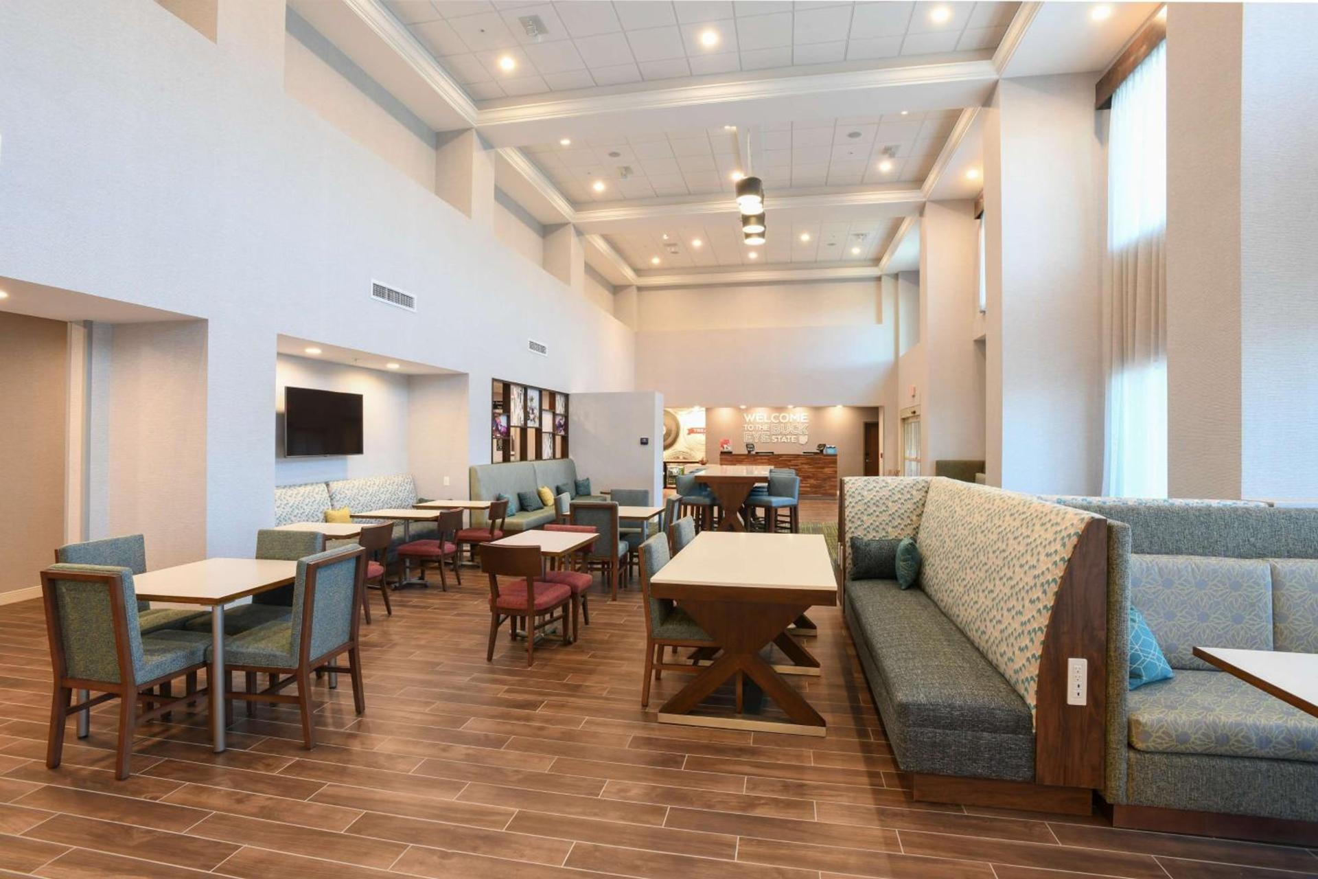 Hampton Inn & Suites Cincinnati Liberty Township photo 6