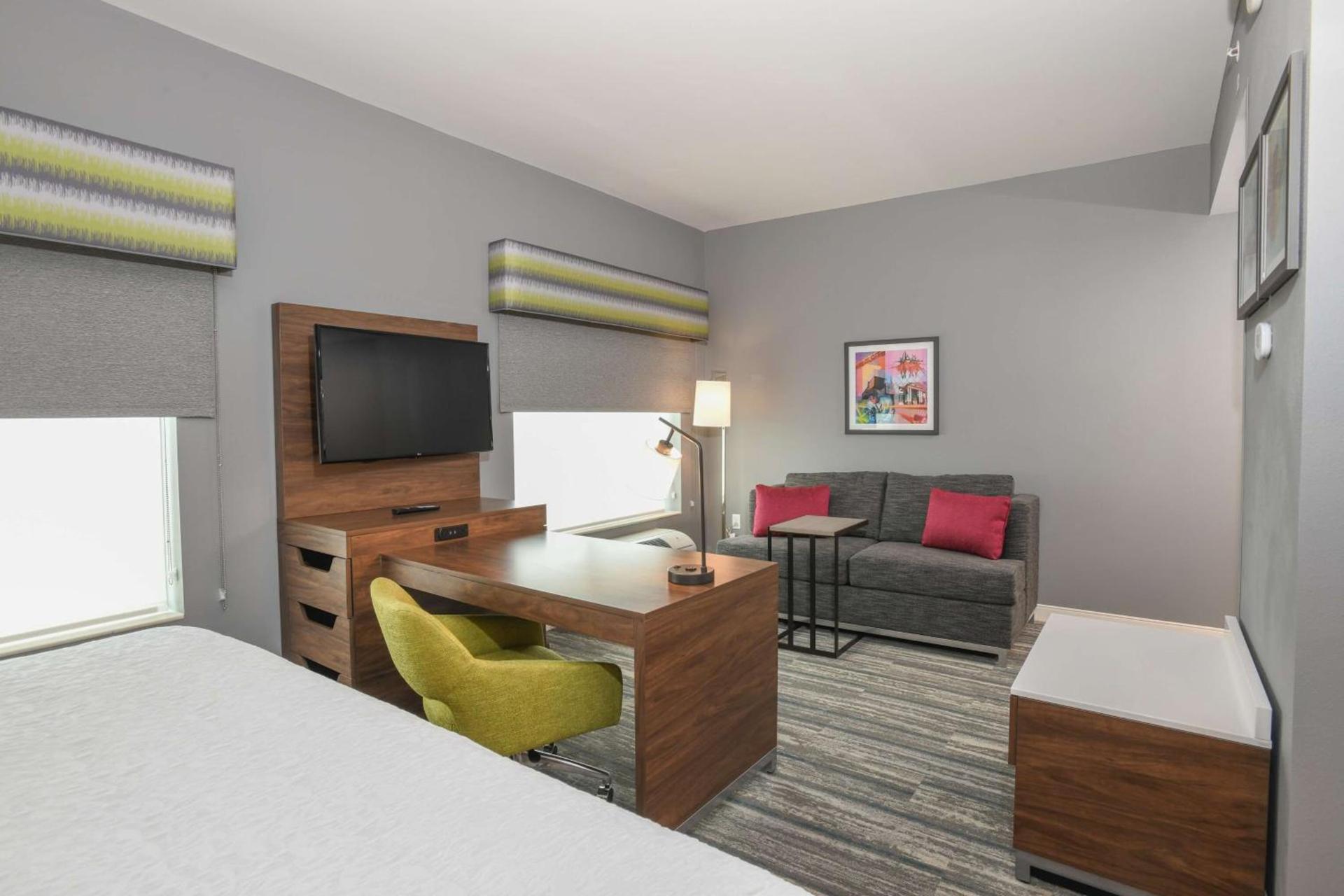 Hampton Inn & Suites Cincinnati Liberty Township photo 22