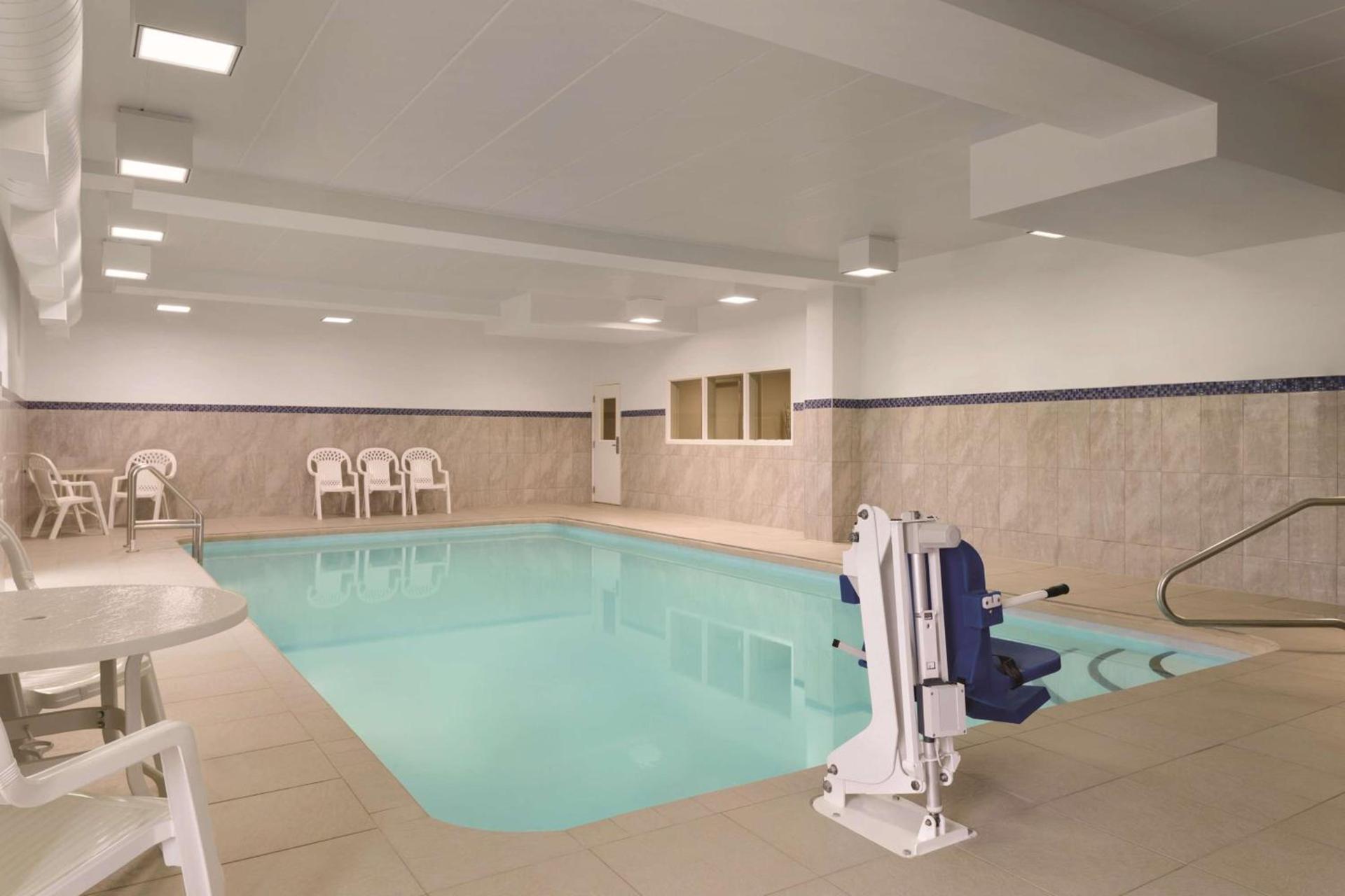 Hampton Inn Cincinnati Kings Island photo 8